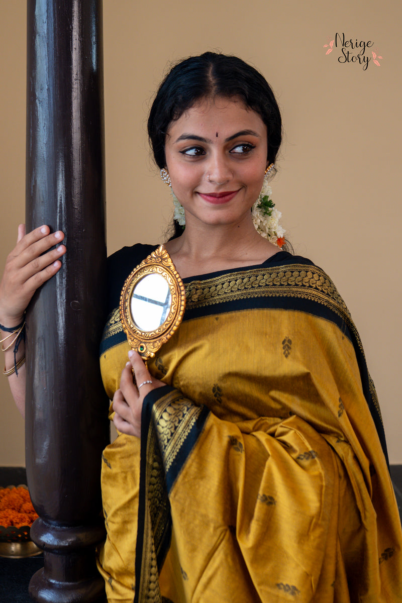 YAGAPRIYA (யாகப்ரியா)