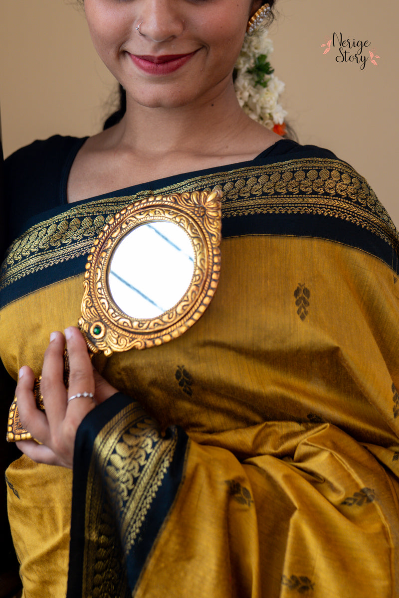 YAGAPRIYA (யாகப்ரியா)
