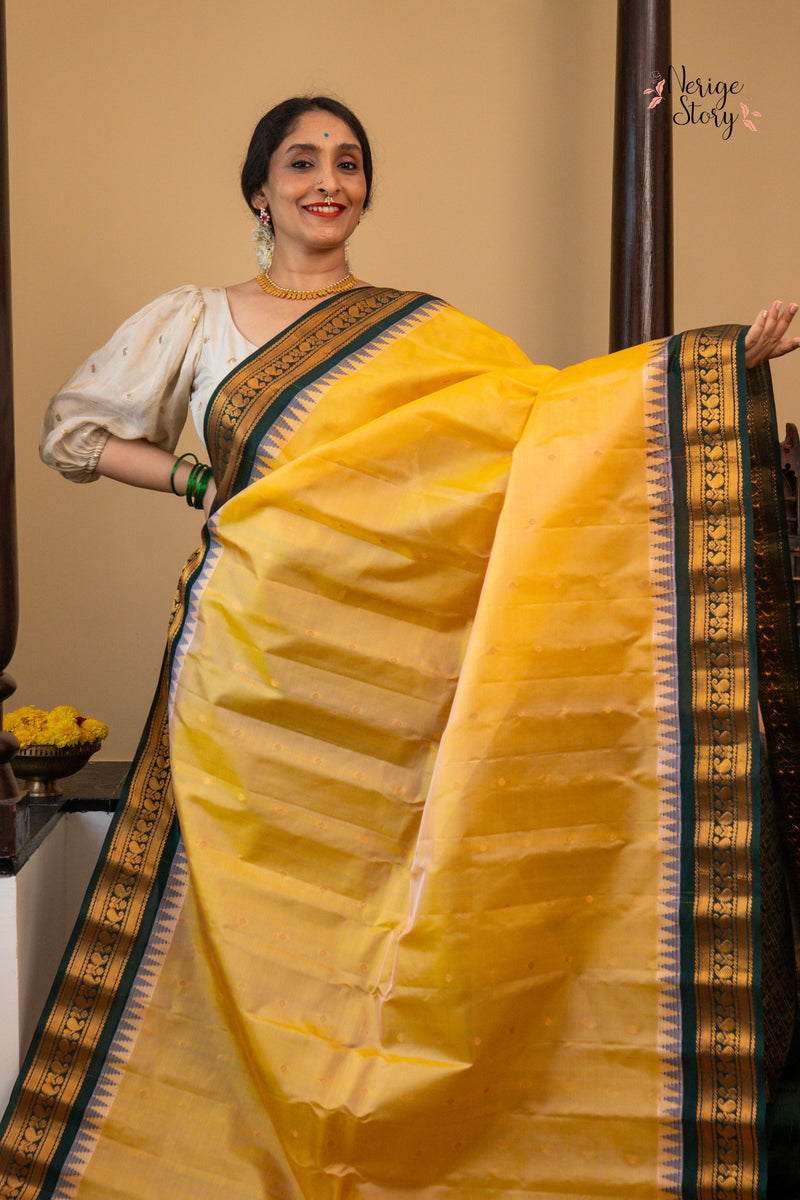 PADMA LATHA (పద్మ లతా)