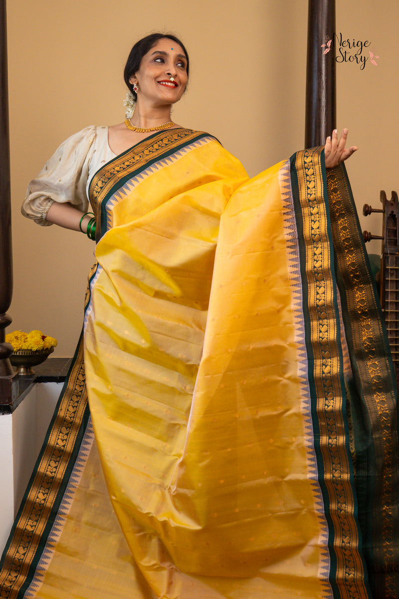 PADMA LATHA (పద్మ లతా)