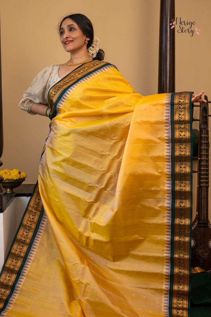 PADMA LATHA (పద్మ లతా)
