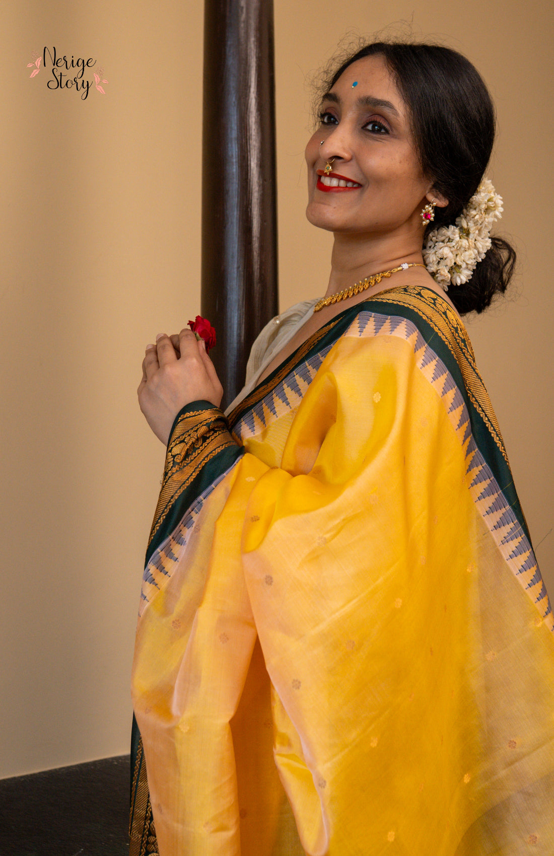 PADMALATHA (పద్మ లతా)