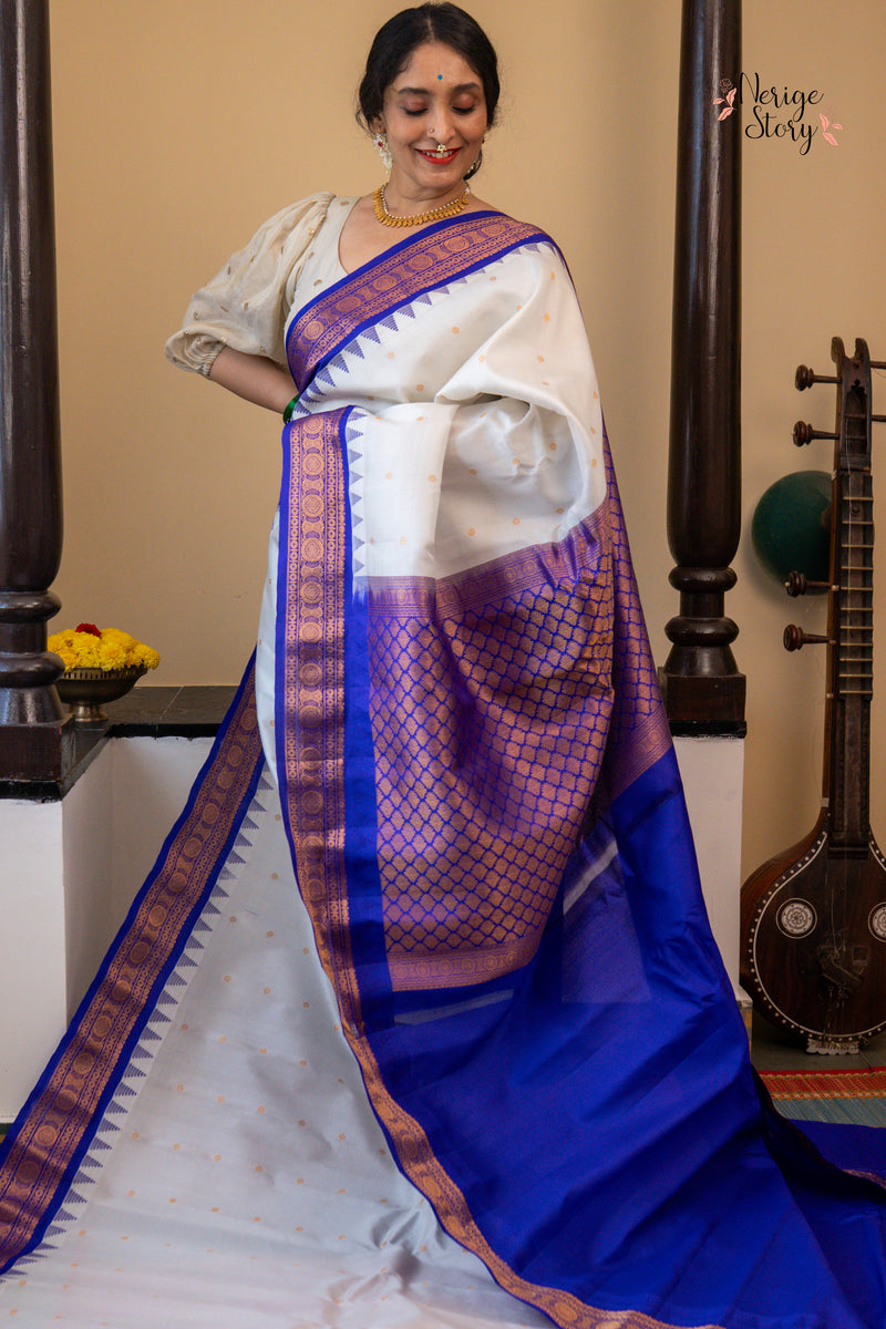 RAMA JYOTHI (రమ జ్యోతి)