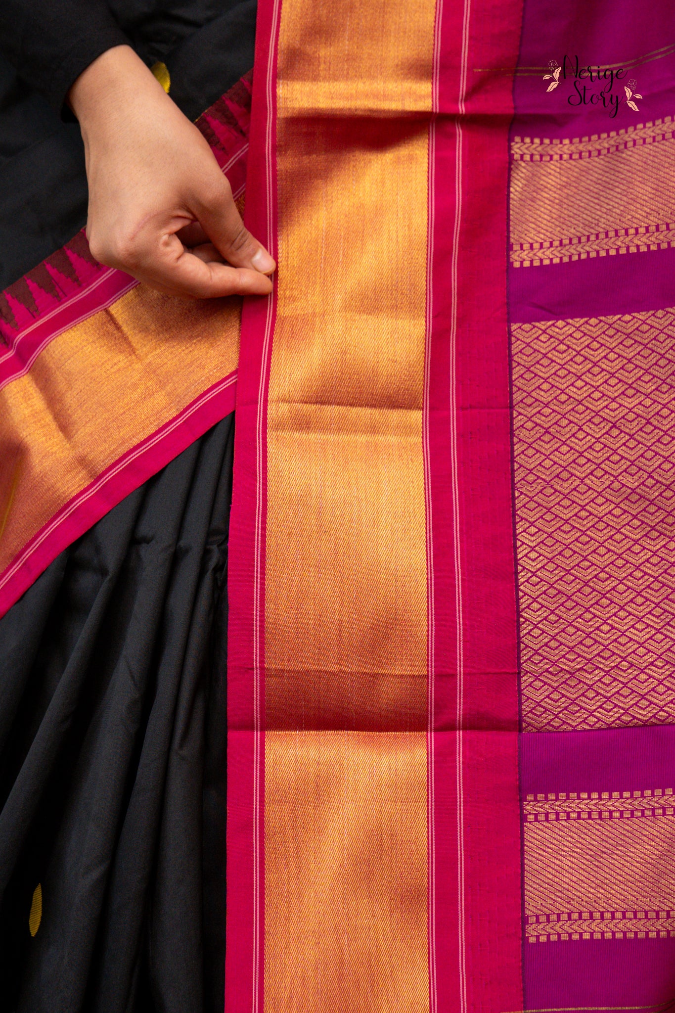 ADHVI (ಅಧ್ವಿ)
