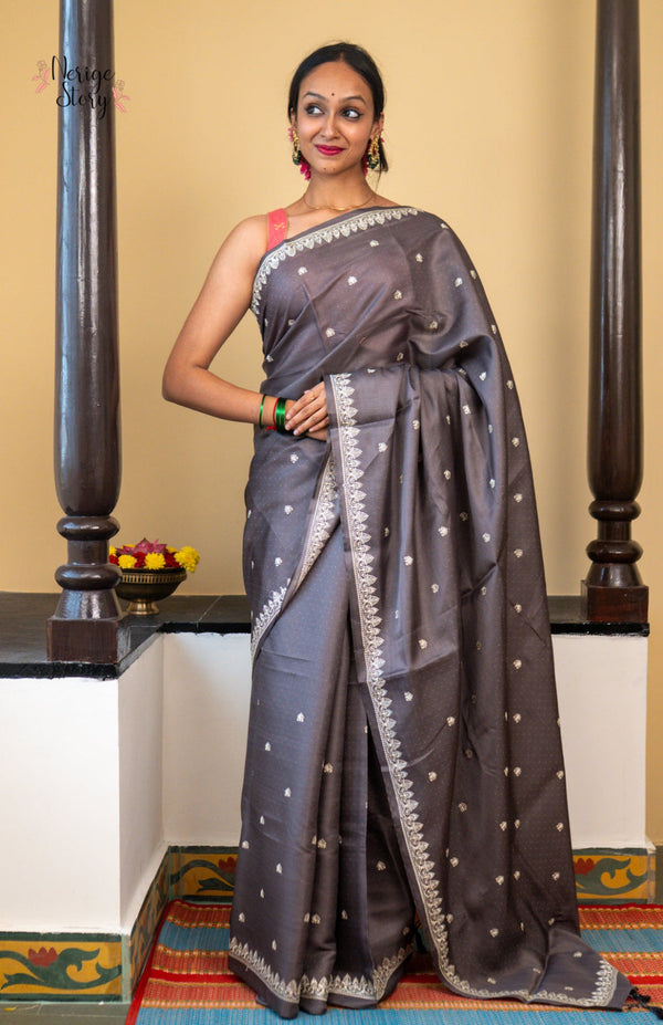 SAYANTANI (सयंतनी)