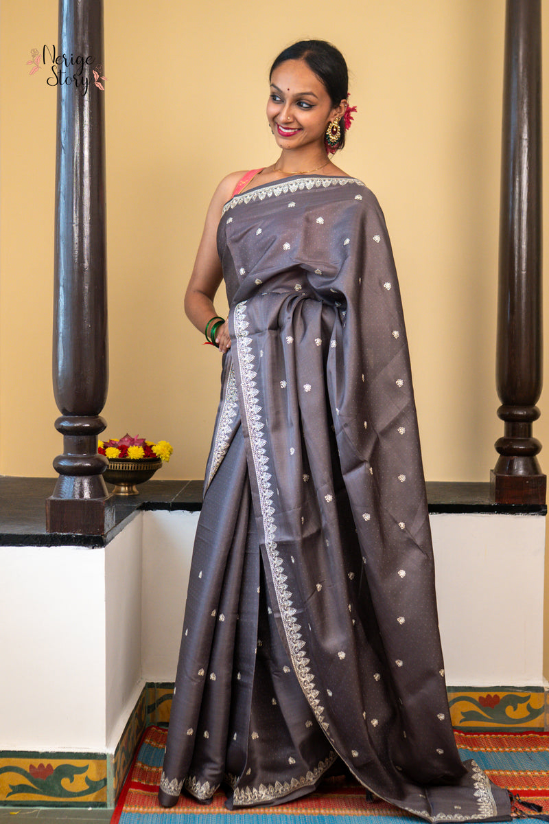 SAYANTANI (सयंतनी)