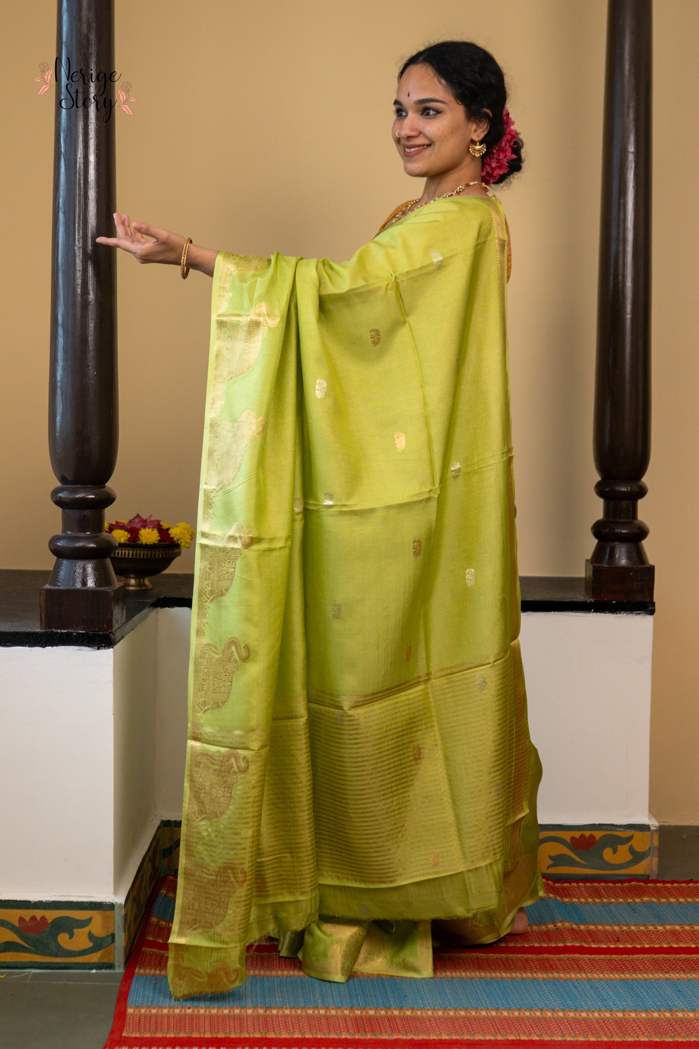 SHYENI (श्येनी)