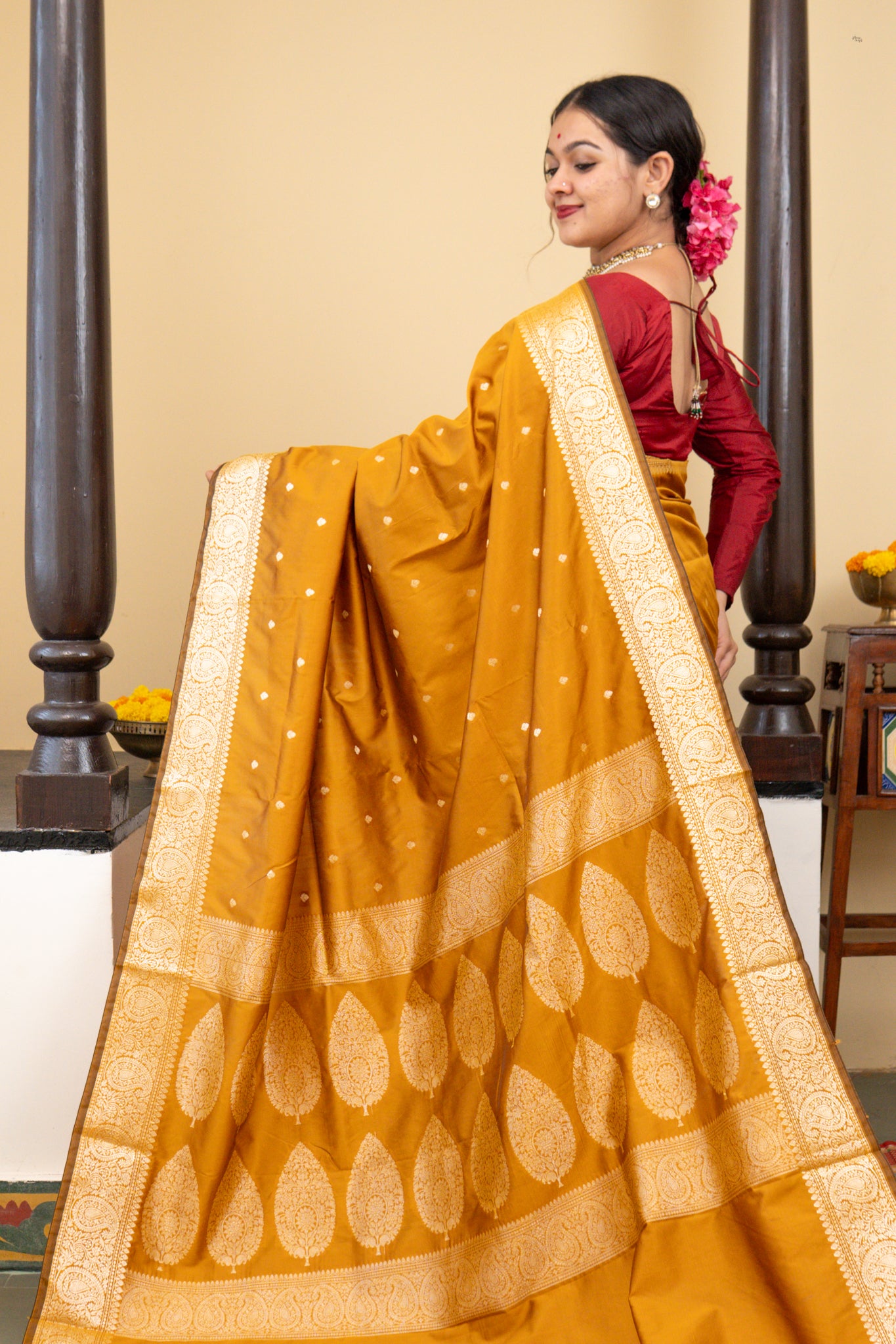 AAHANA (आहाना)
