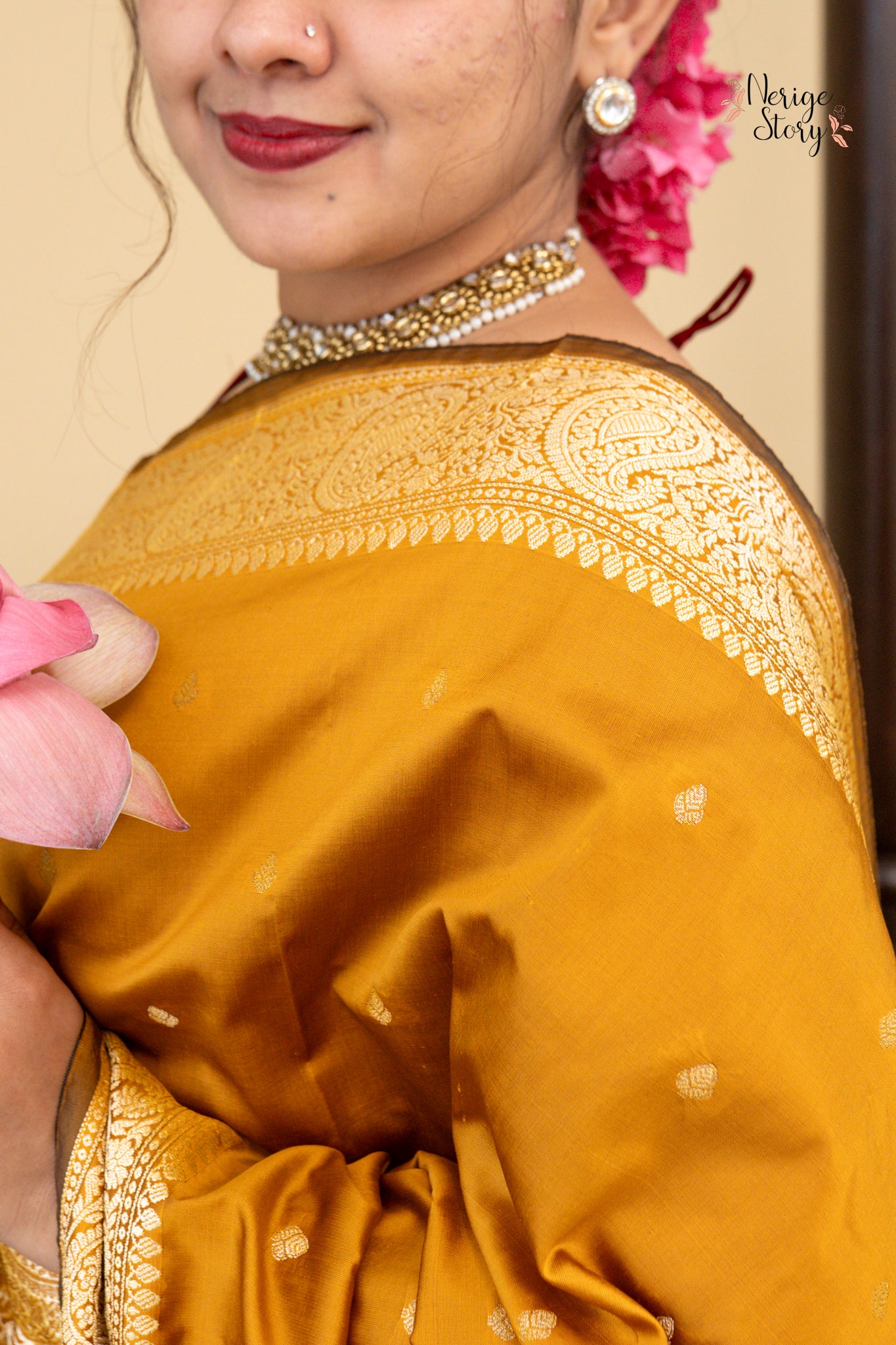 AAHANA (आहाना)