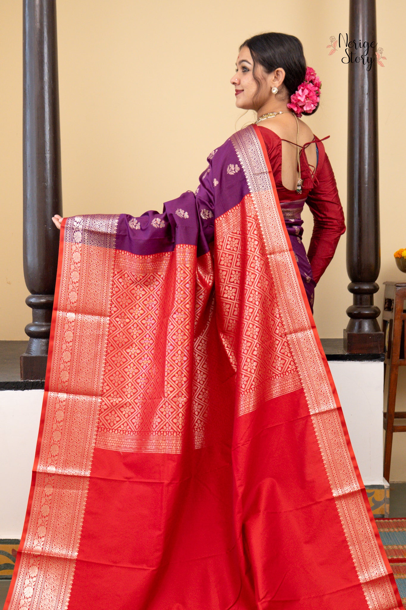 JULIA (जूलिया)