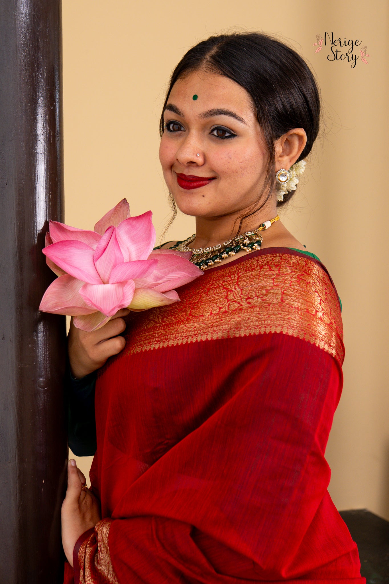 MANOGNA (मनोज्ञा)
