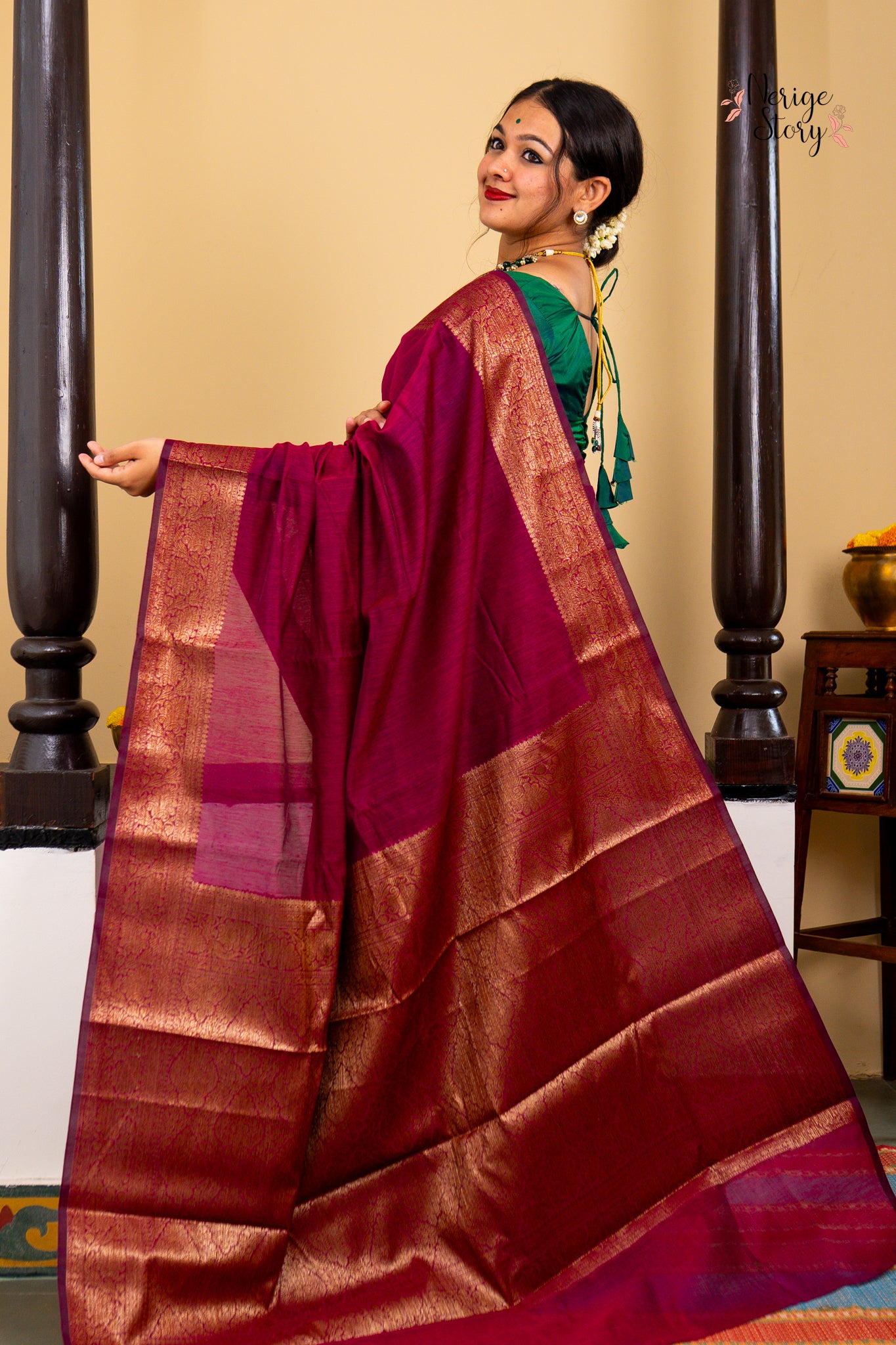 MRINALIKA (मृणालिका)