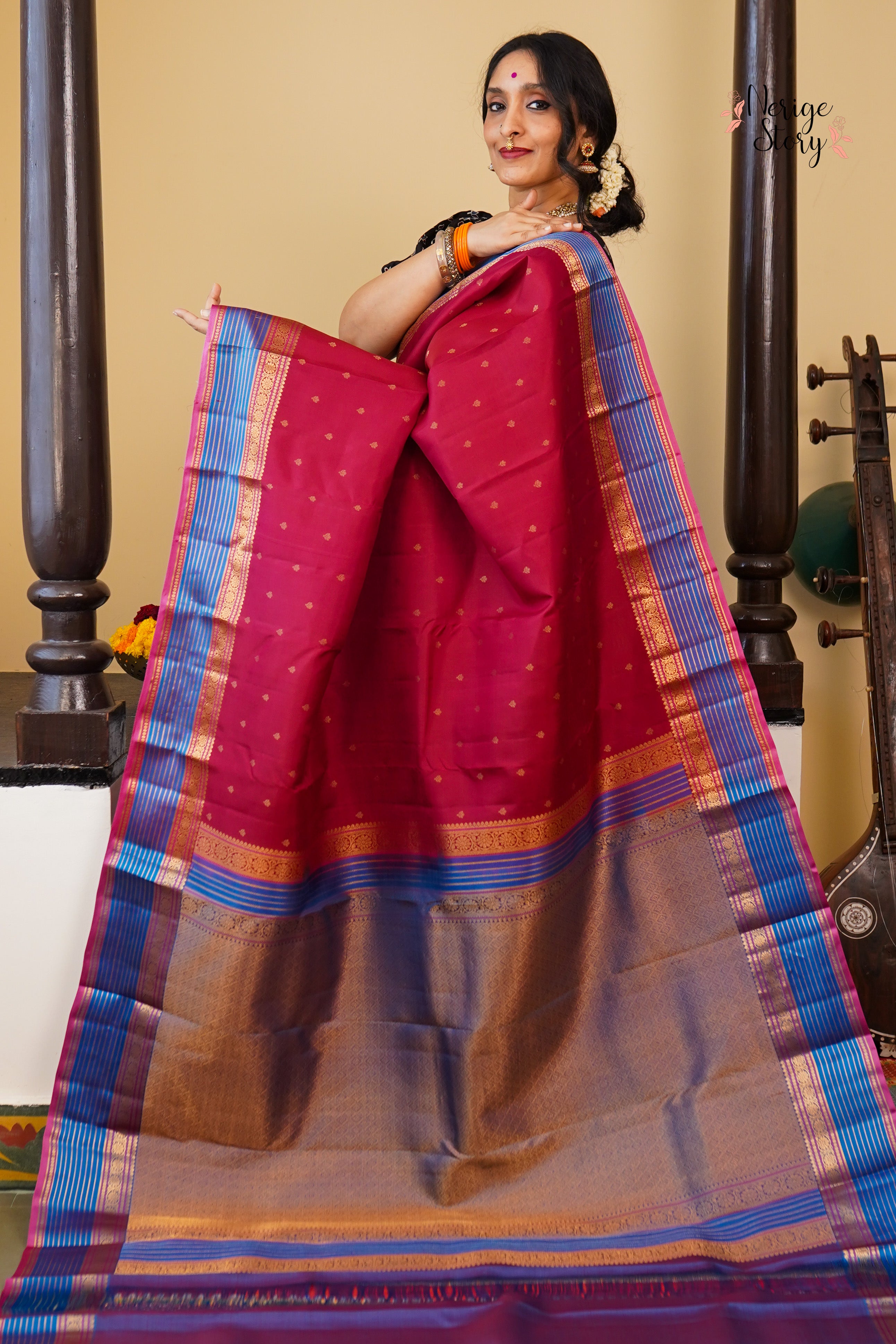 YASHOMALA (யசோமாலா)