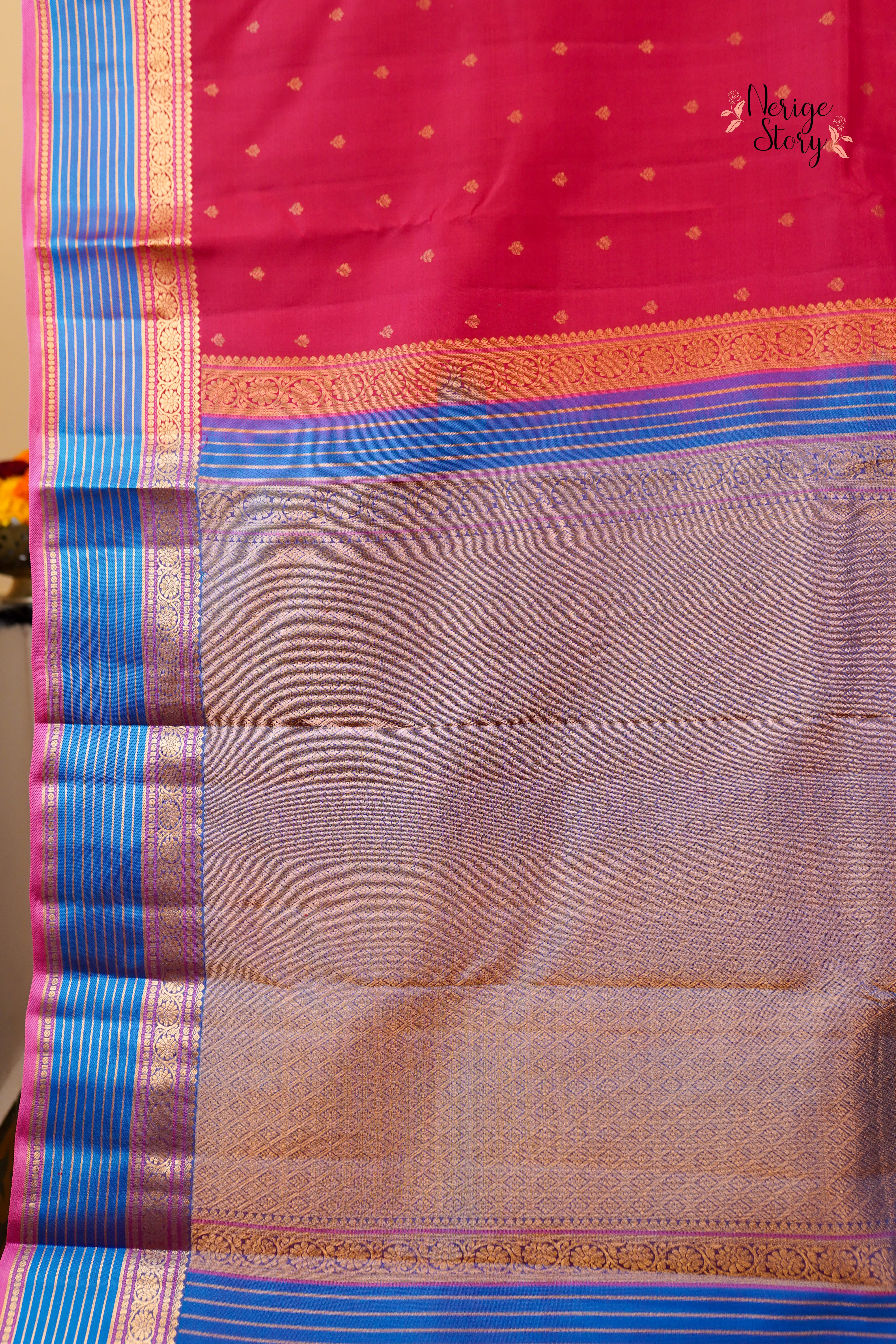 YASHOMALA (யசோமாலா)