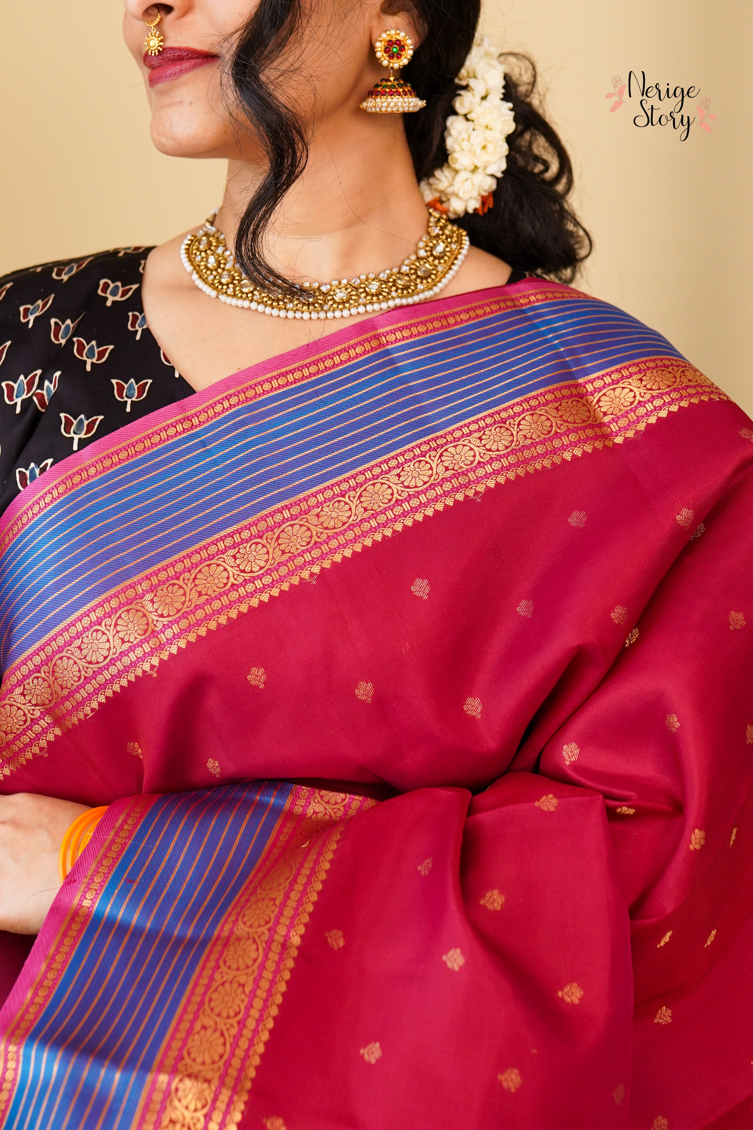 YASHOMALA (யசோமாலா)