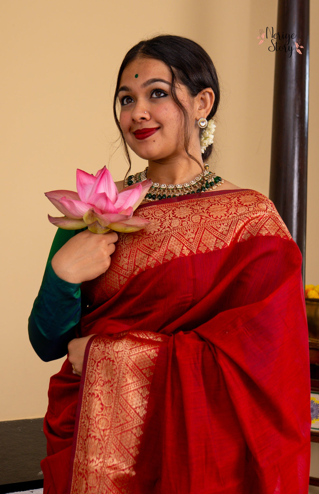 NALIKA (नालिका)
