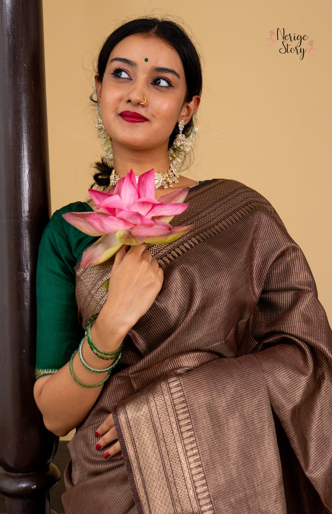 YAMUNIKA (यमुनिका)