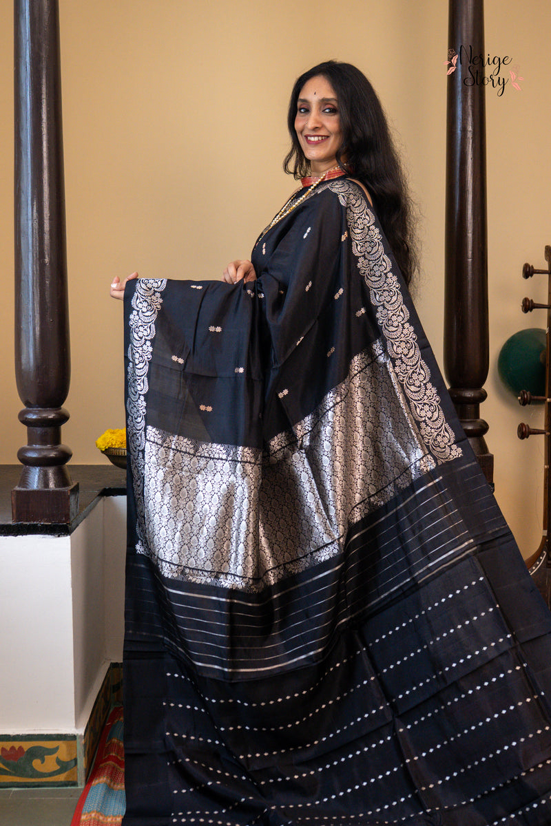 LAVANYA RUCHI (लावण्य रुचि)