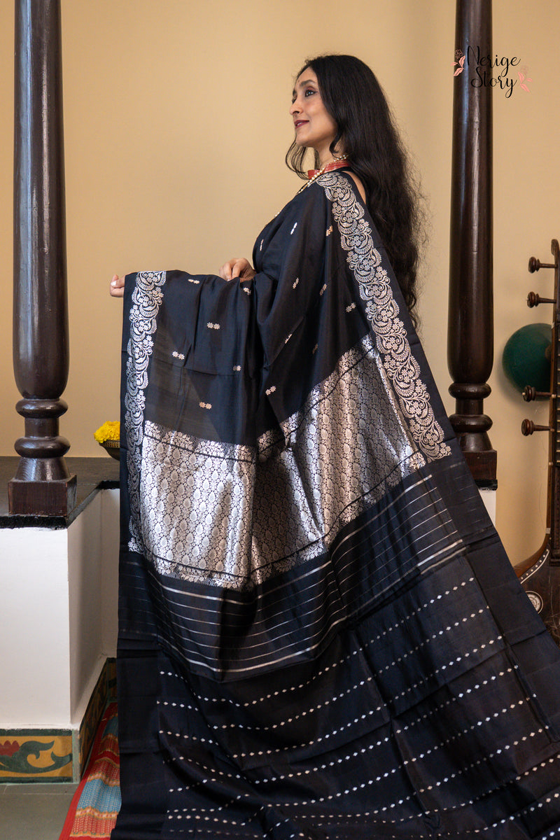 LAVANYA RUCHI (लावण्य रुचि)