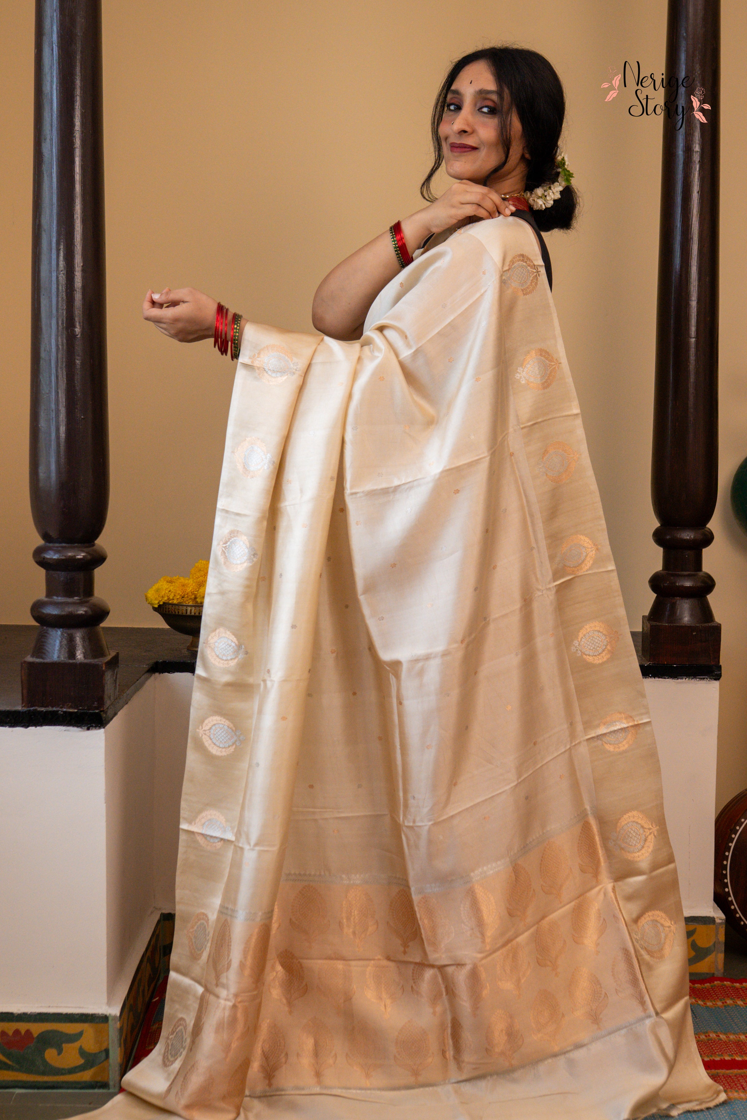 HANSINI ( हंसिनी )