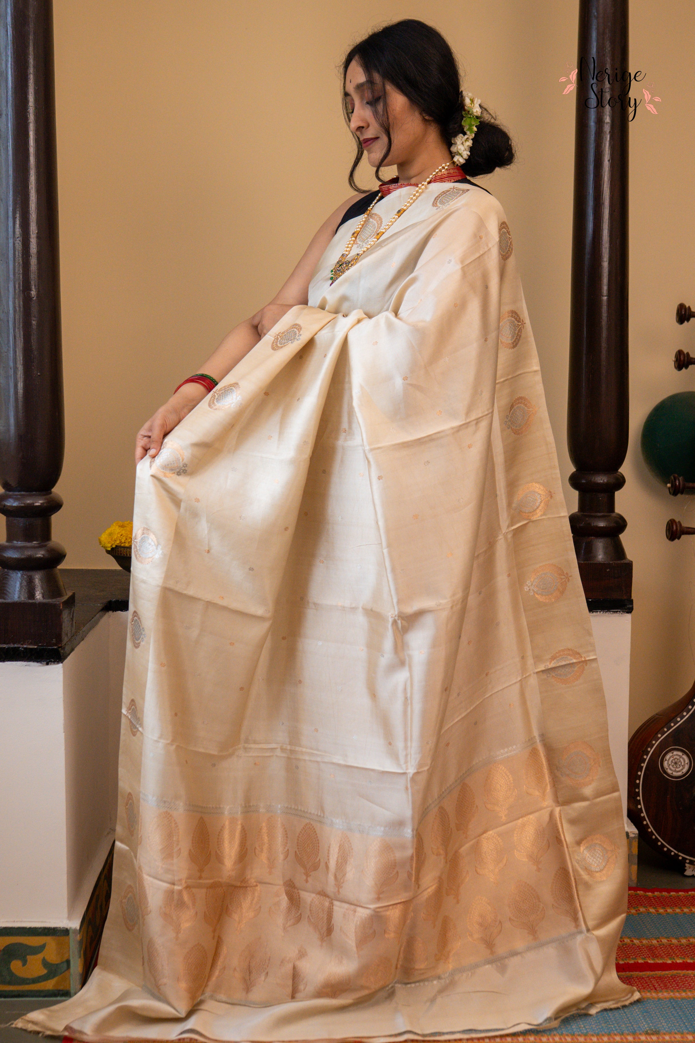 HANSINI ( हंसिनी )