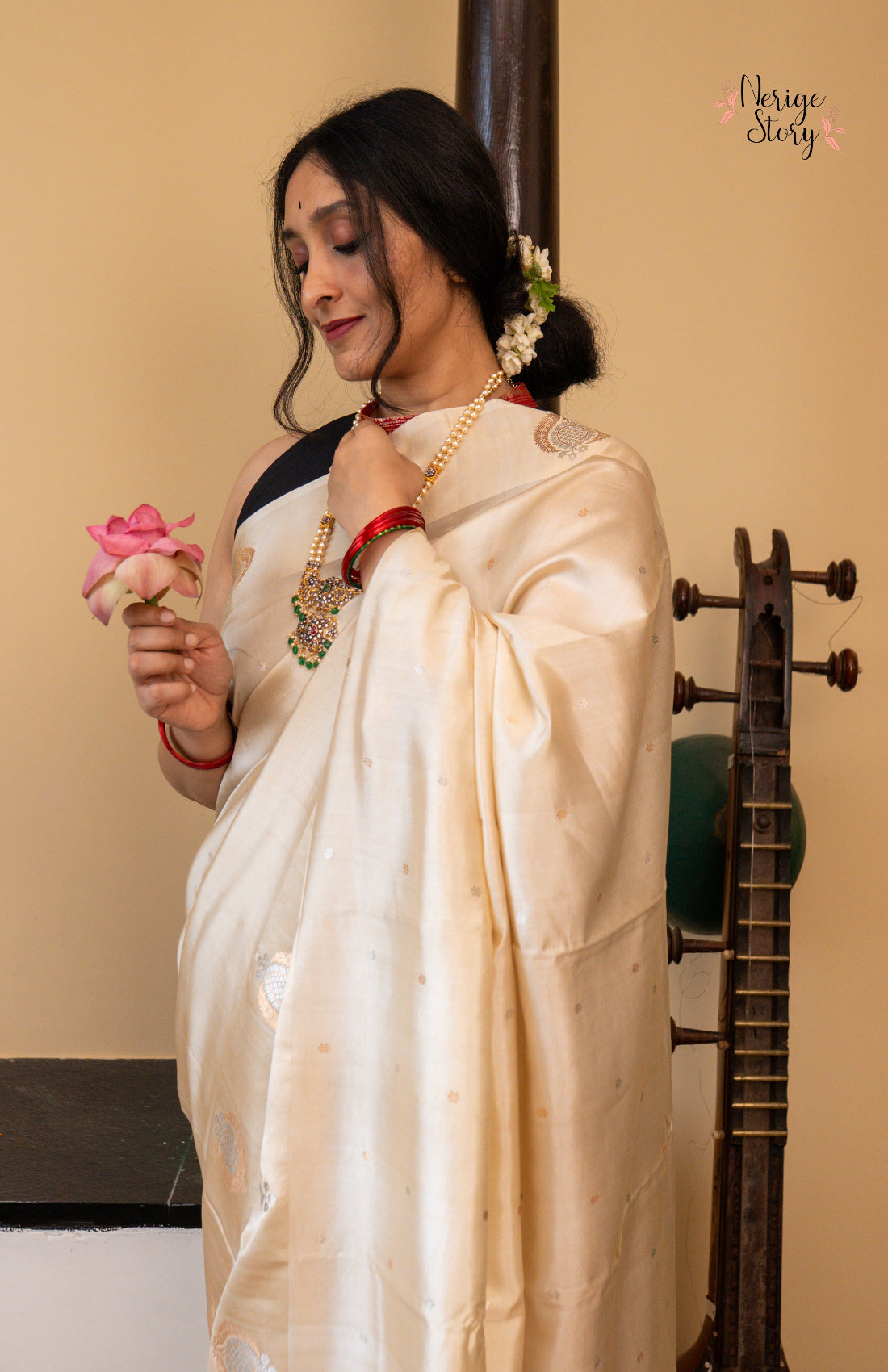 HANSINI ( हंसिनी )