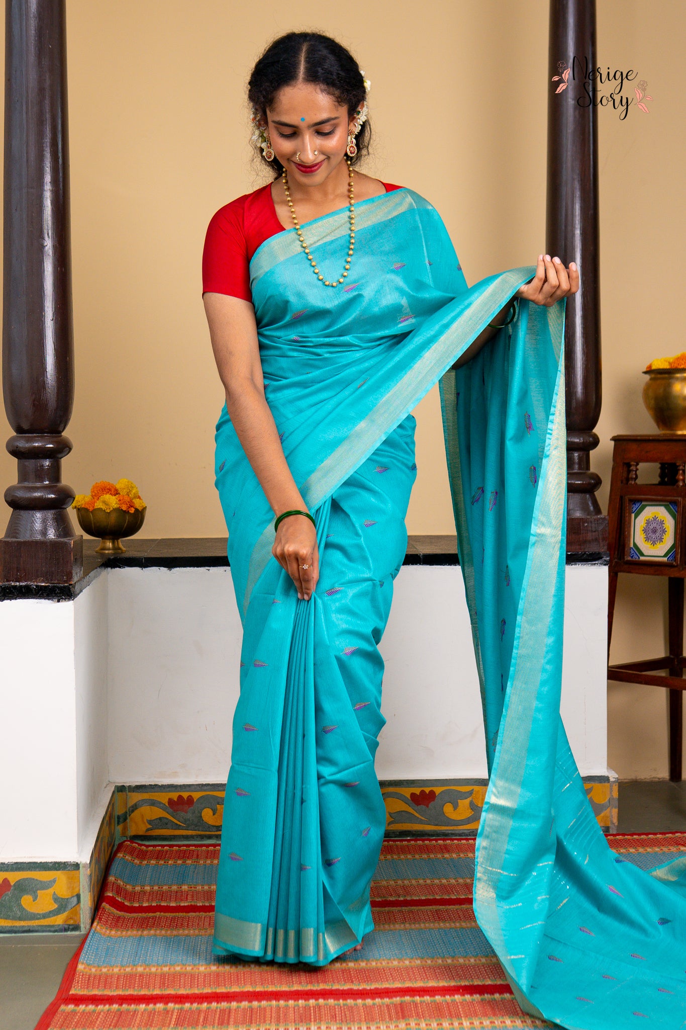 ENAKSHI (एनाक्षी)