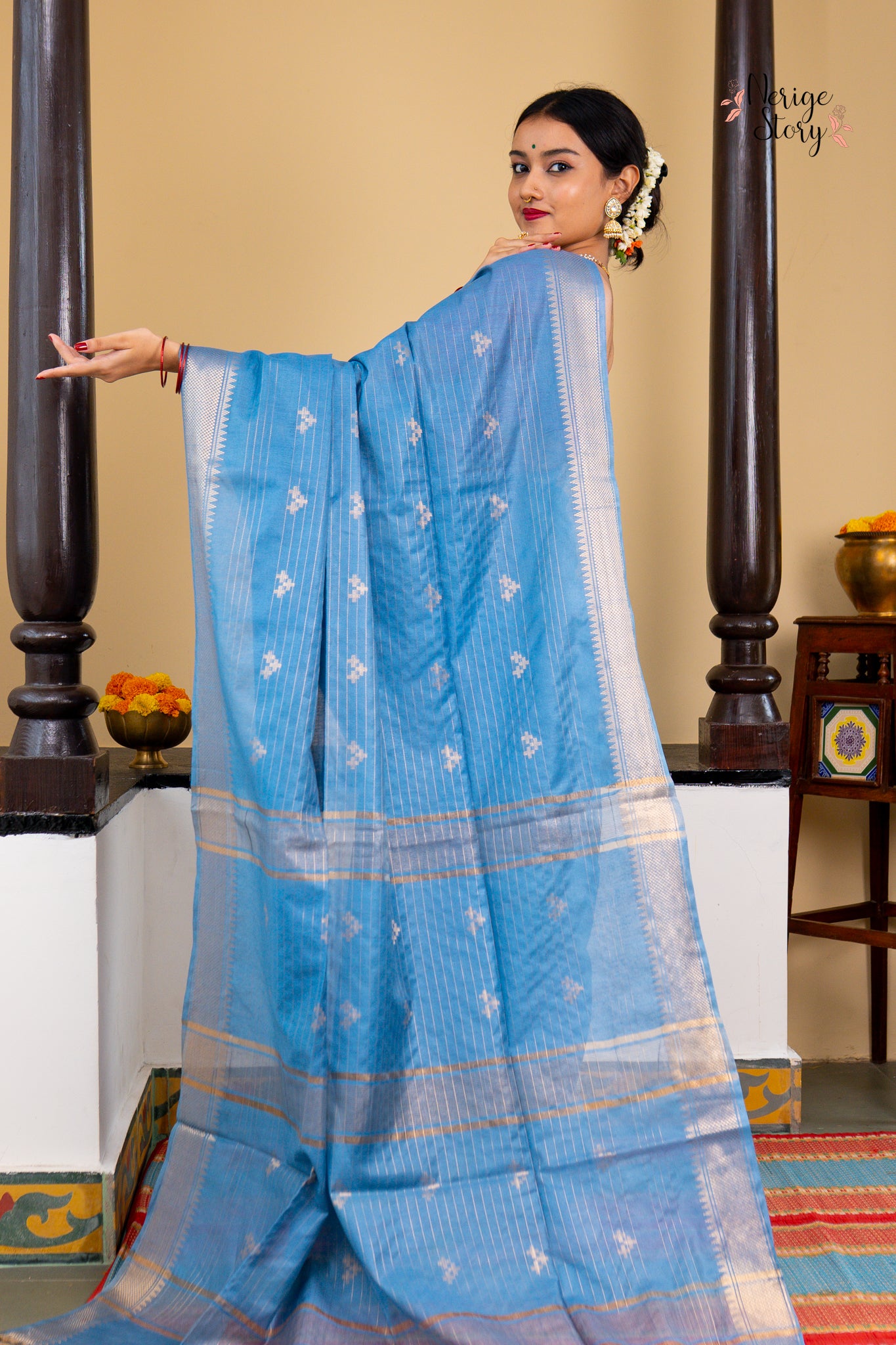 KASHMIRA (कश्मीरा)