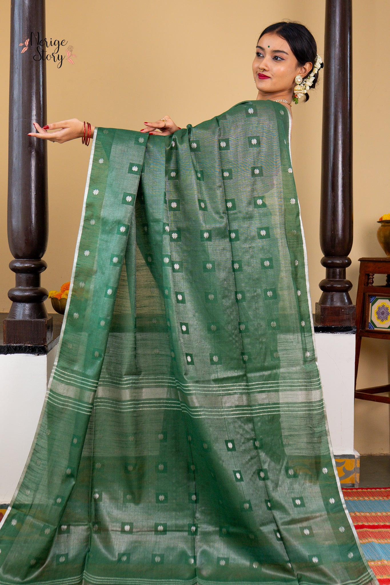 KALAHANSI (कलहंसी)