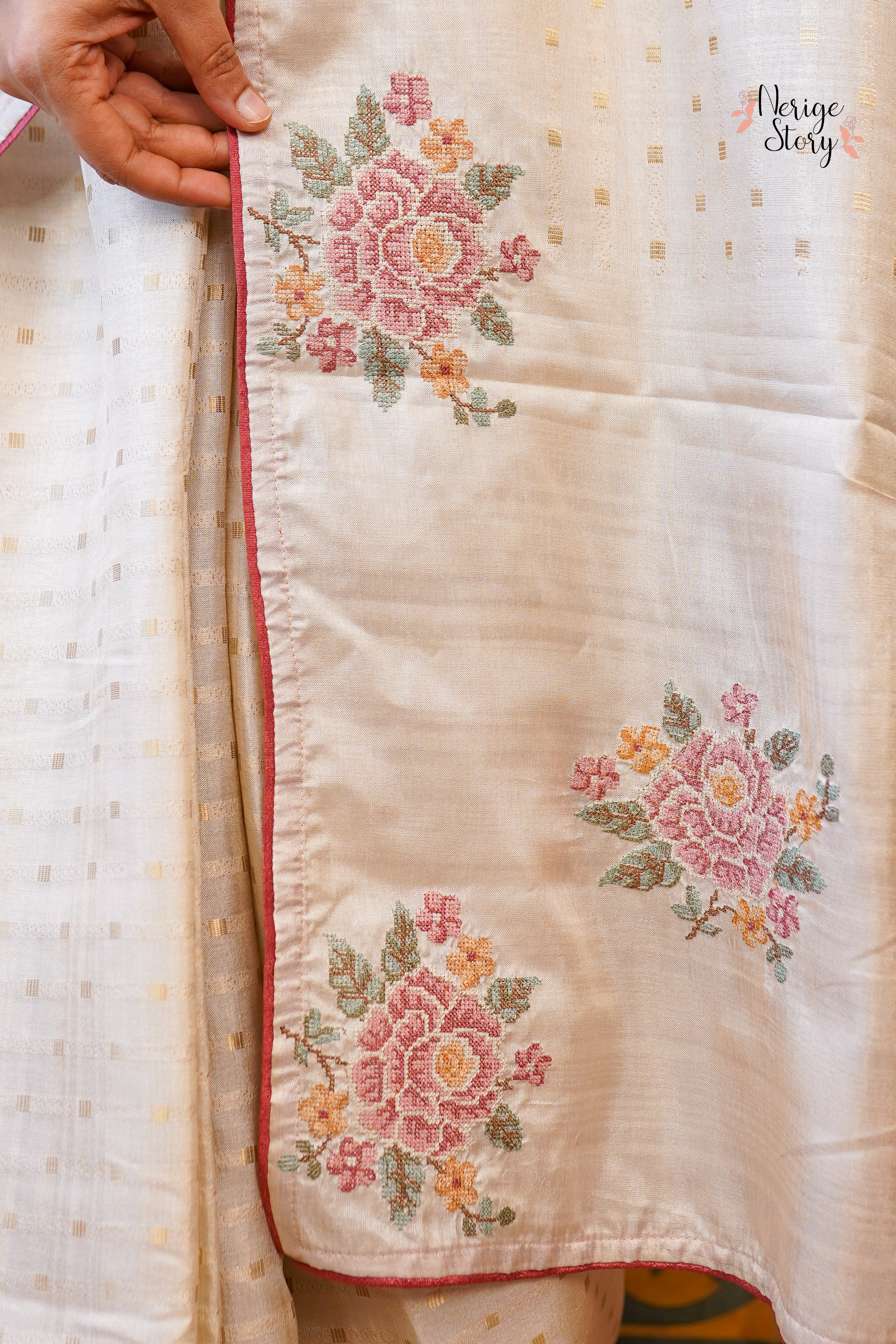 AYANA (अयाना)