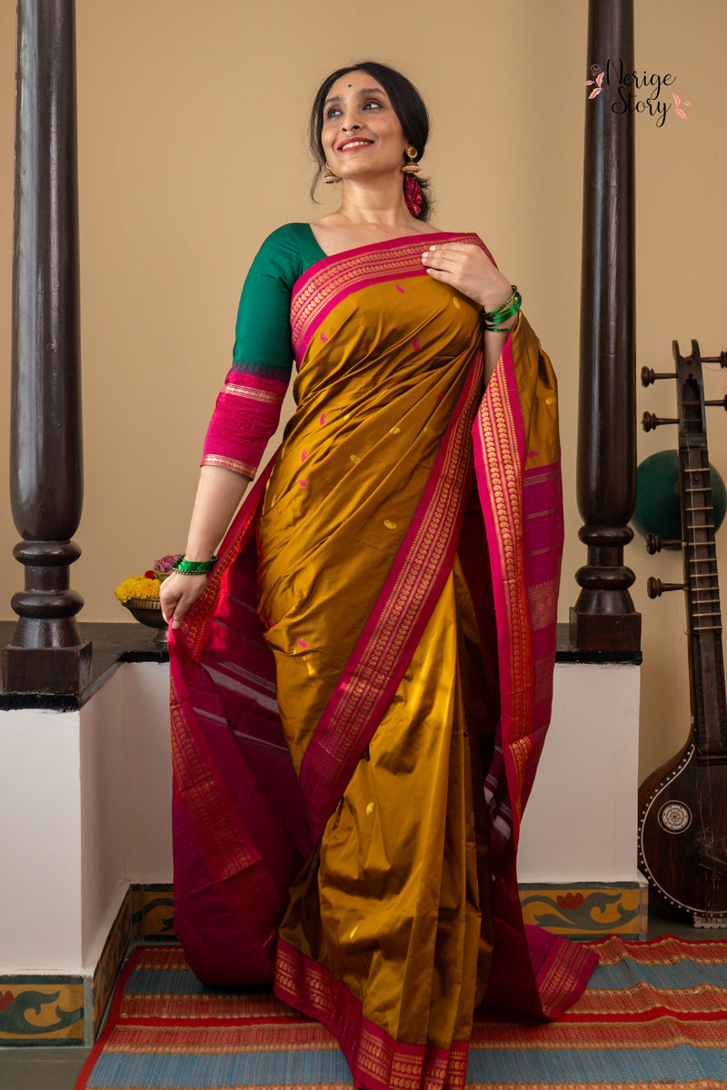 NINAVAHITA (ನಿನವಹಿತಾ)