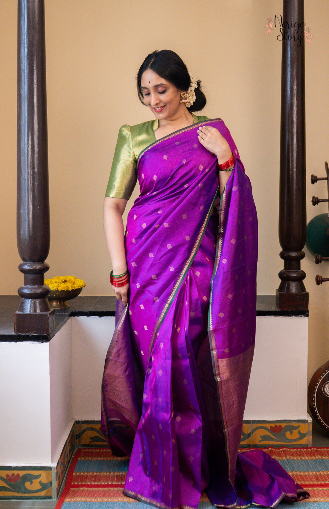 MADHAVI (மாதவி)