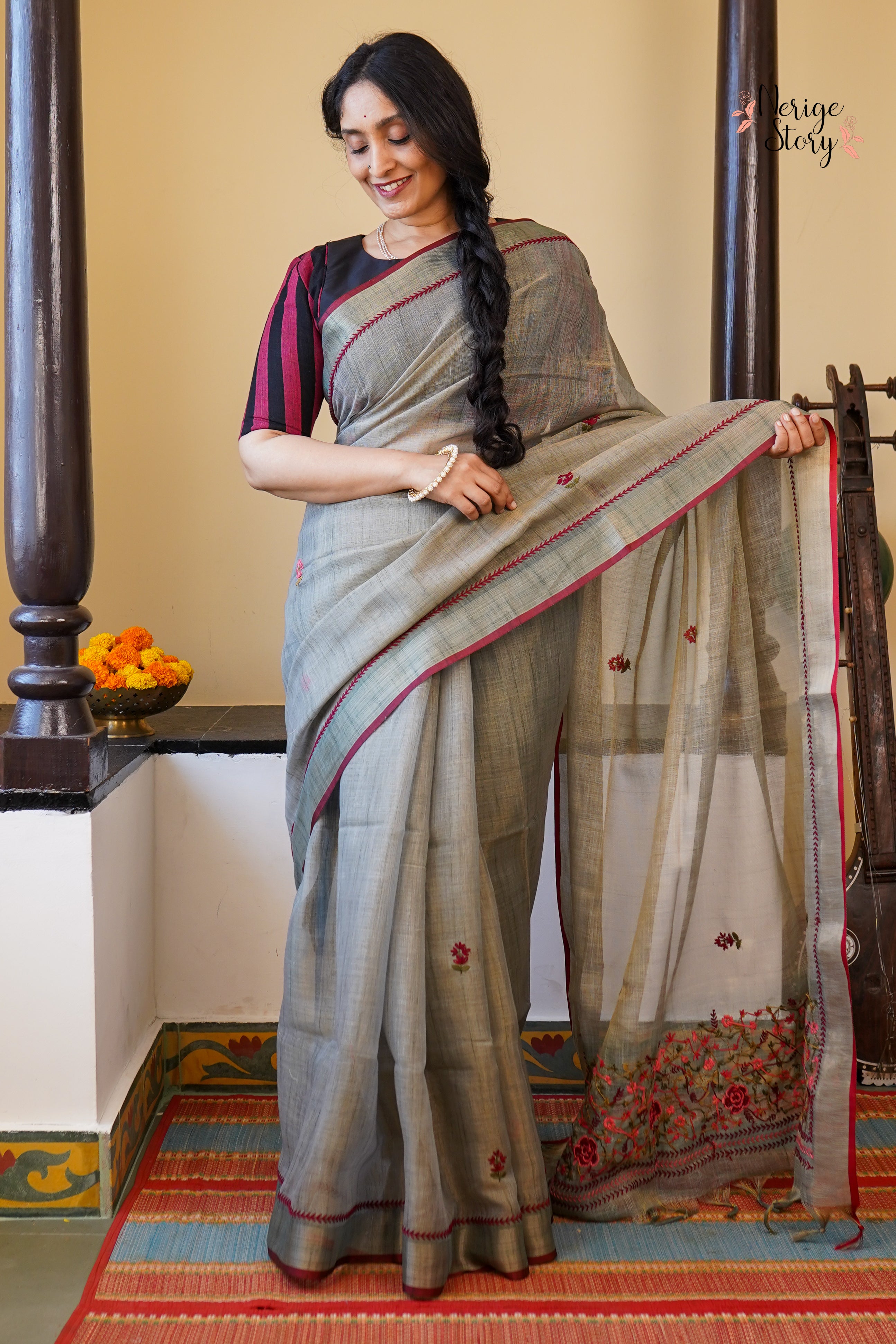 LEENA (लीना)