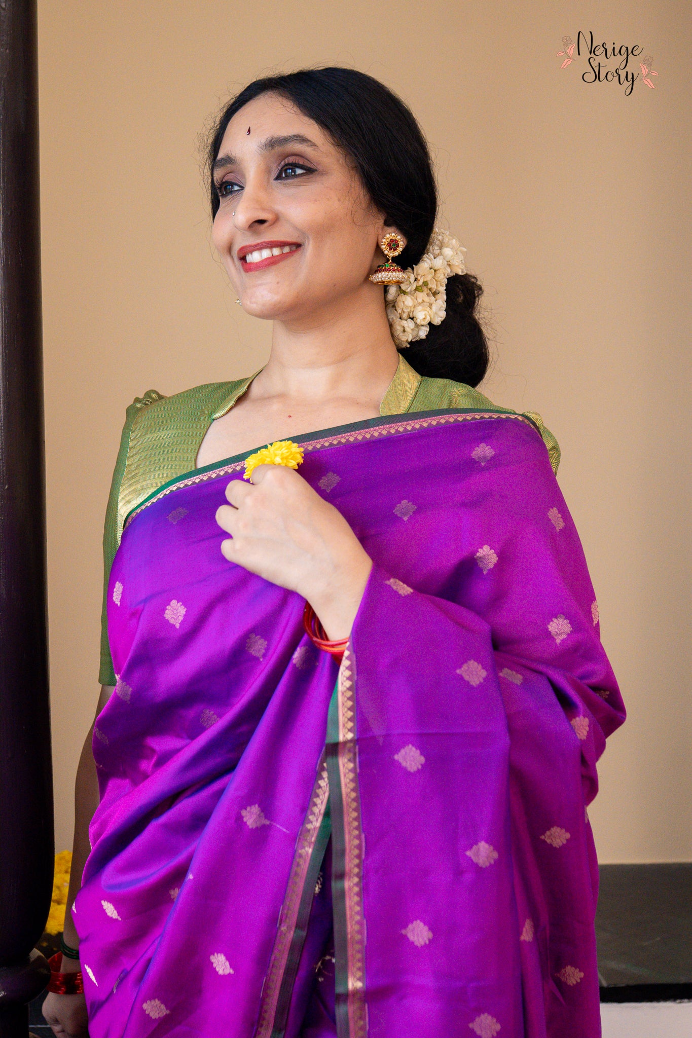 MADHAVI (மாதவி)
