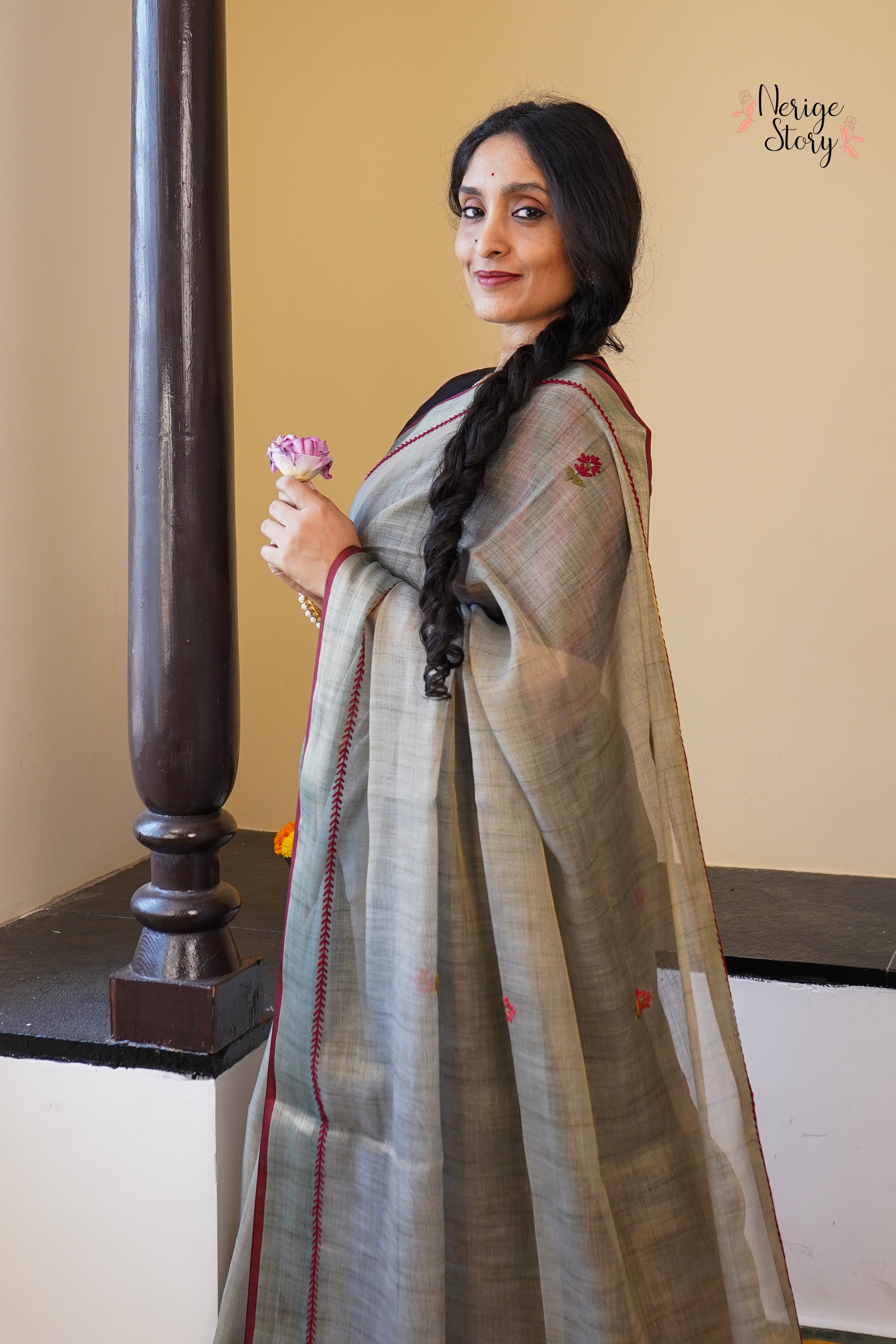 LEENA (लीना)