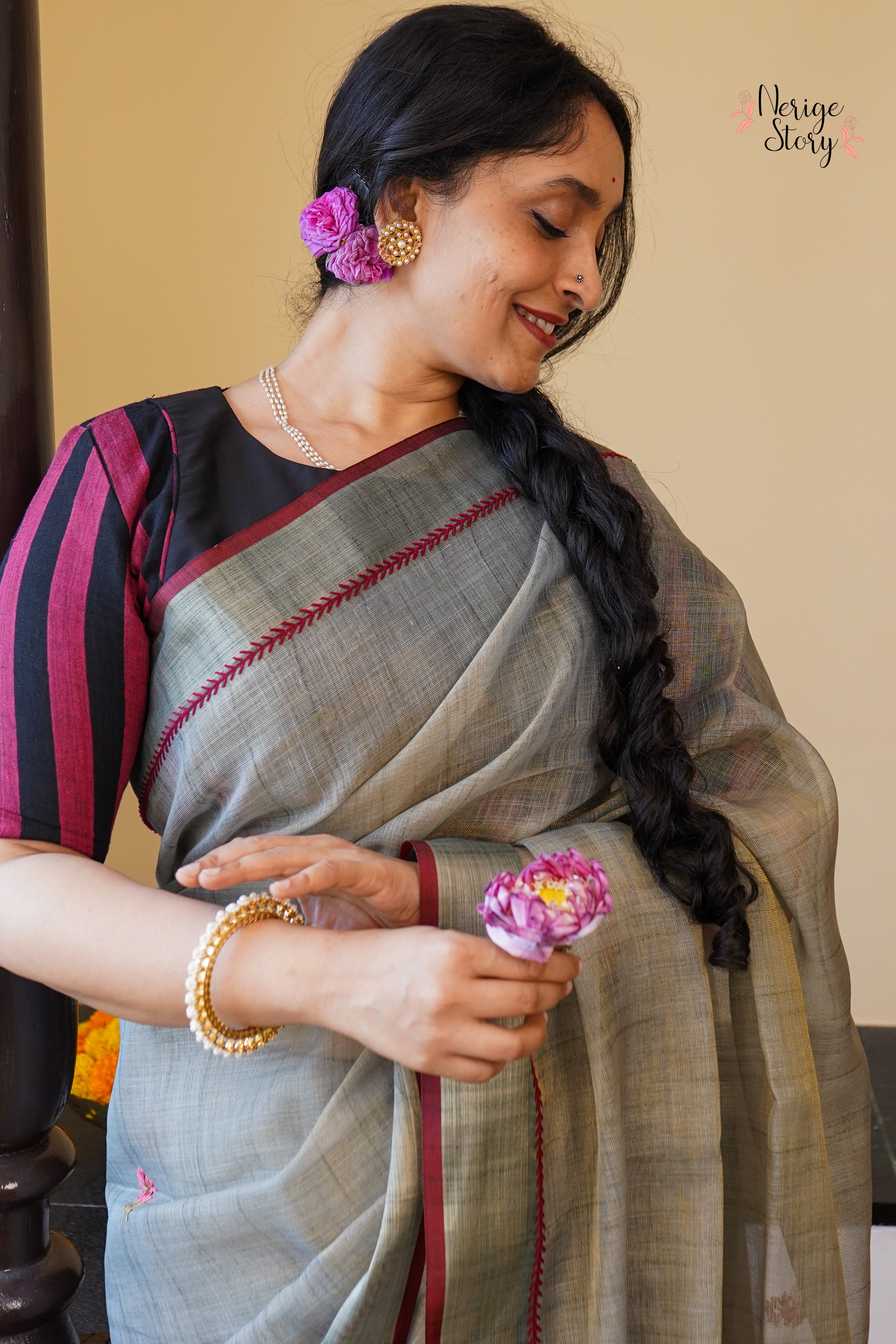 LEENA (लीना)