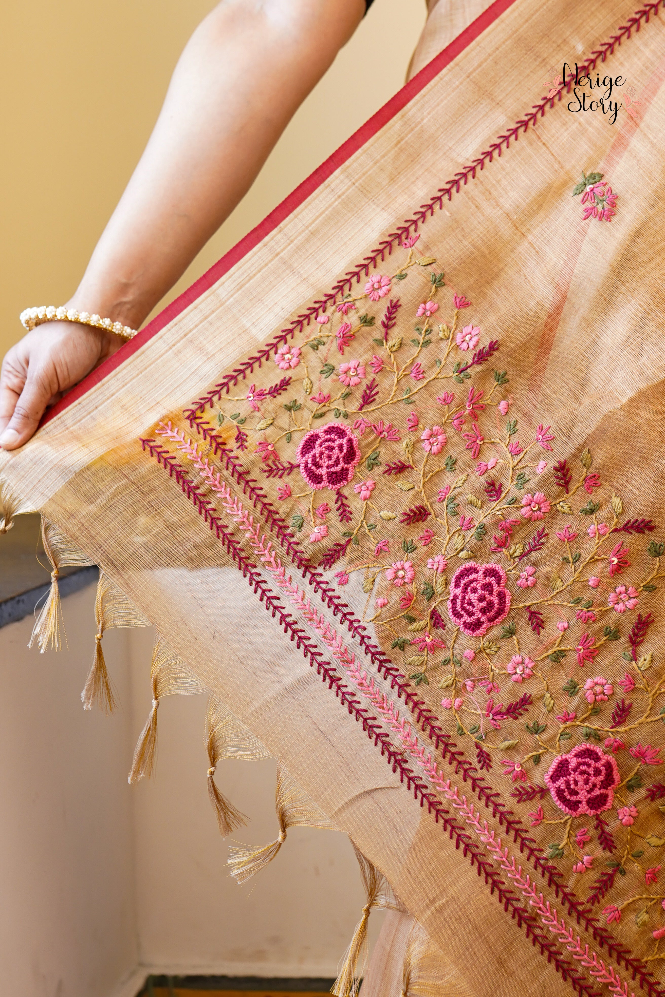 MAINA (मैना)