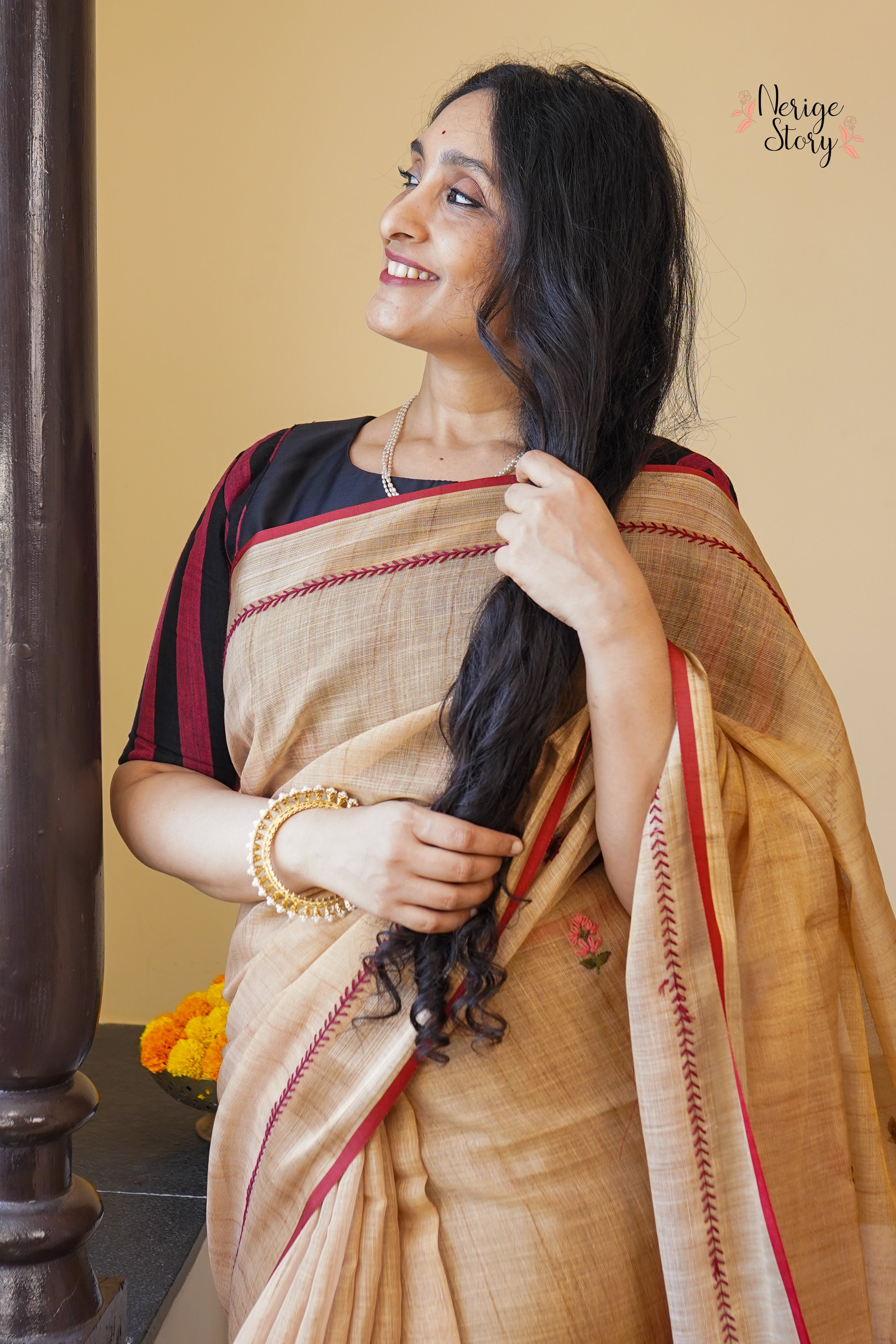 MAINA (मैना)