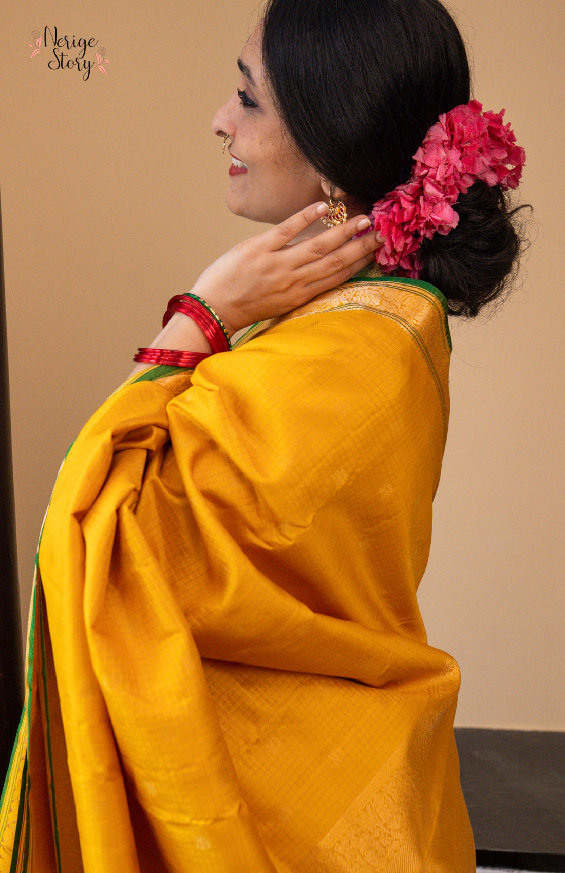 KADAMBINI (கடம்பினி)