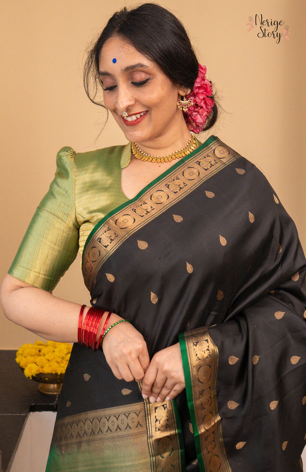 MANIMEKALAI (மணிமேகலை)