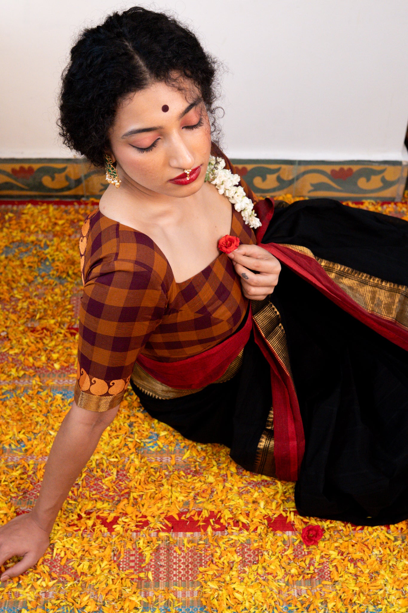 MANJARI (ಮಂಜರಿ)