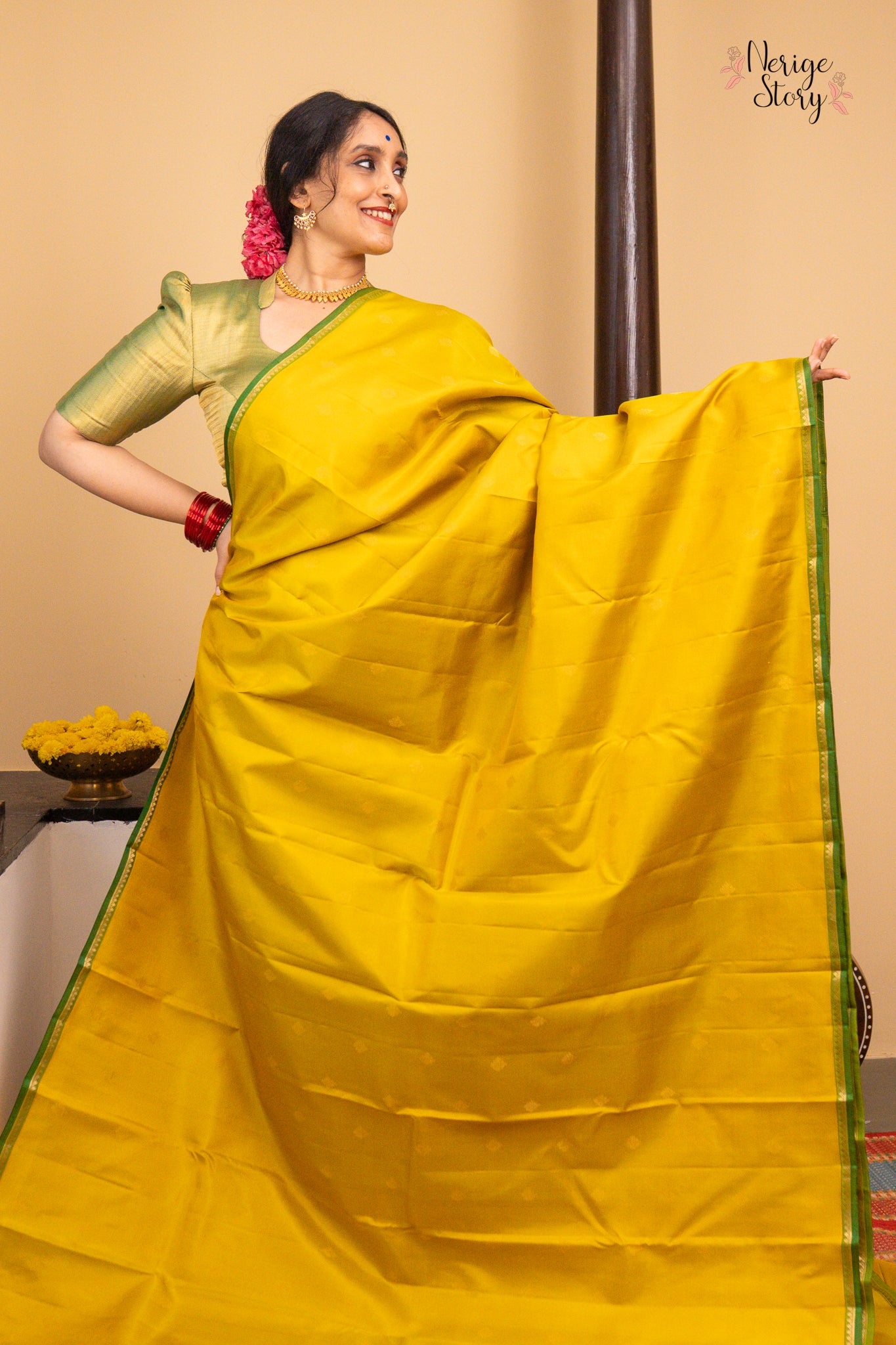 VIJAYARAJESHWARI (விஜயராஜேஸ்வரி)