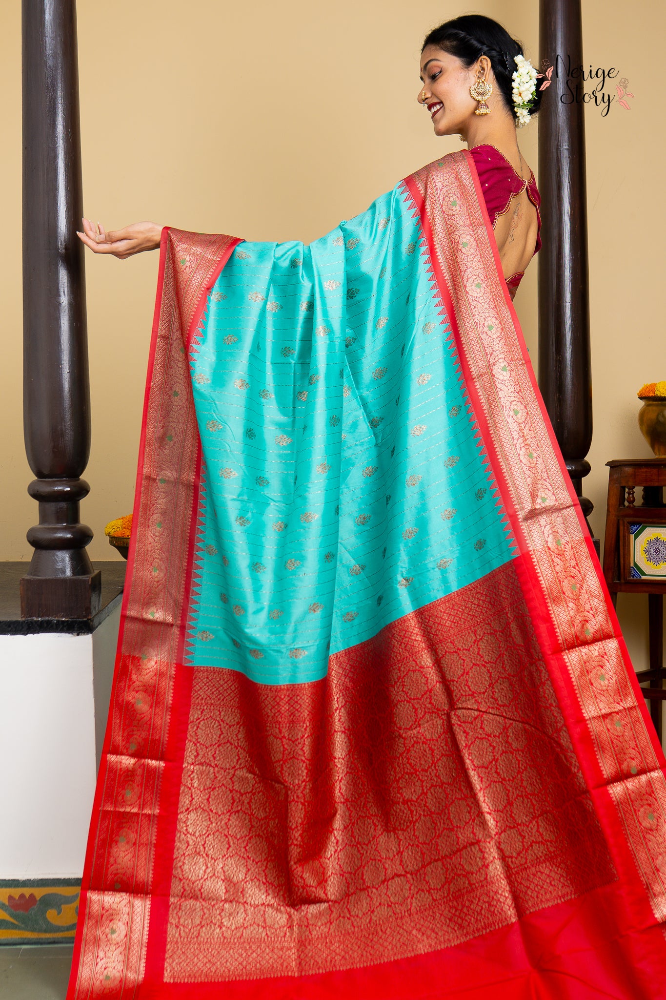 DIVYANSHI (दिव्यांशी)