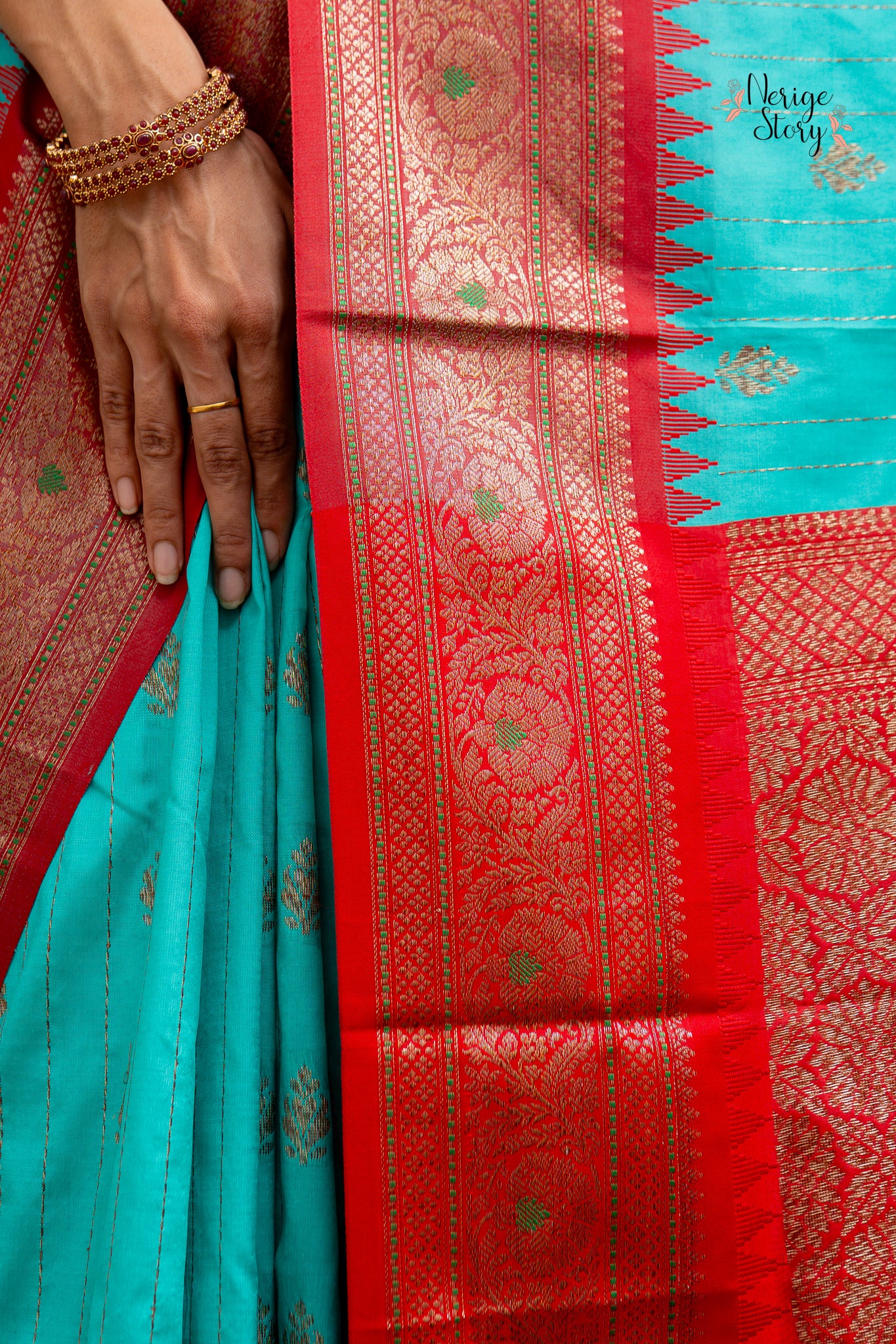 DIVYANSHI (दिव्यांशी)