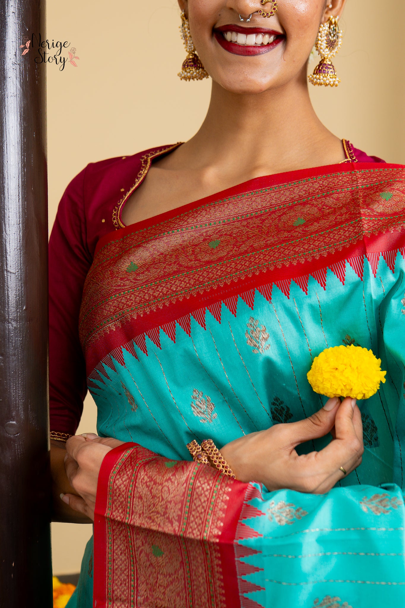 DIVYANSHI (दिव्यांशी)