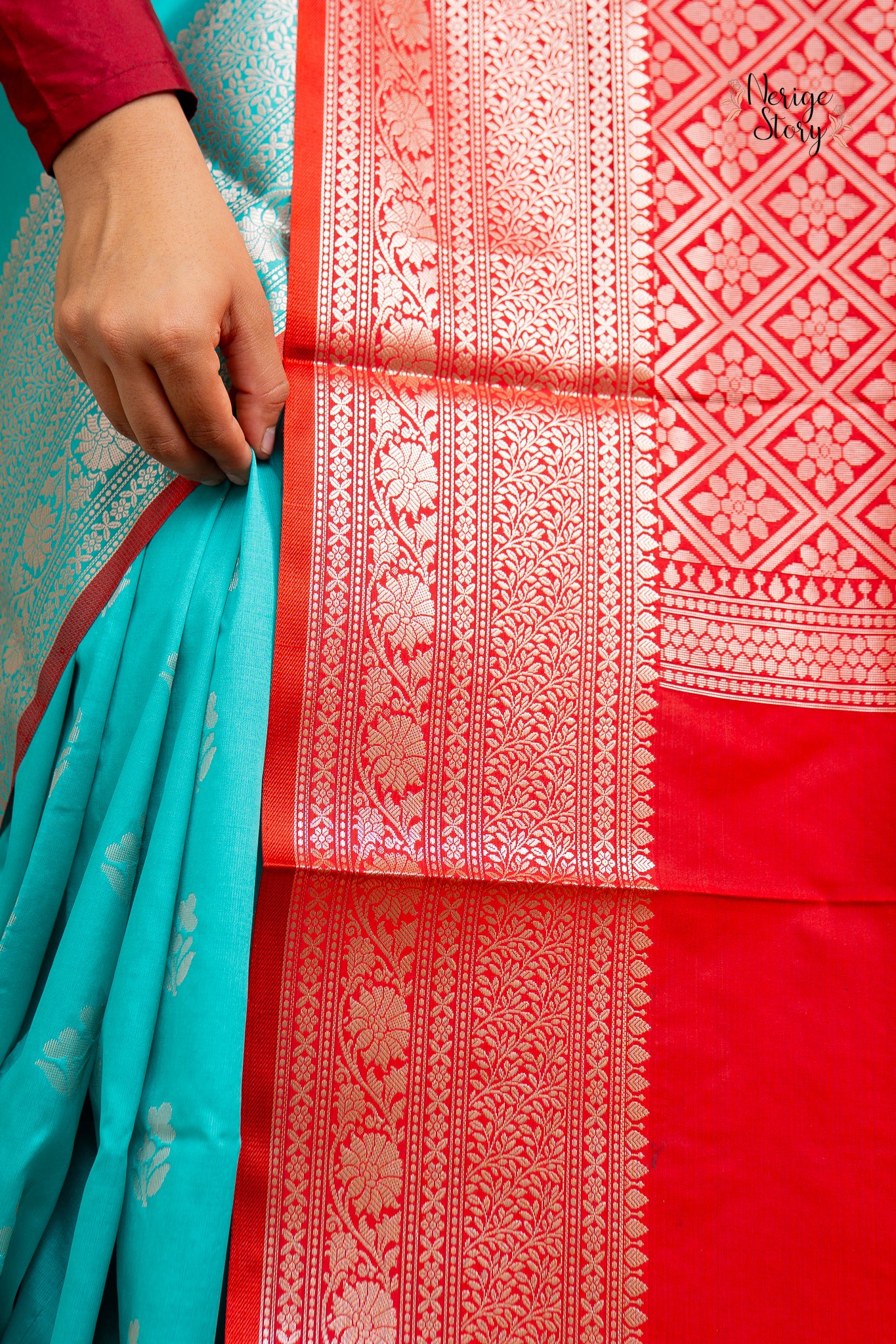 DEVANIKA (देवानिका)