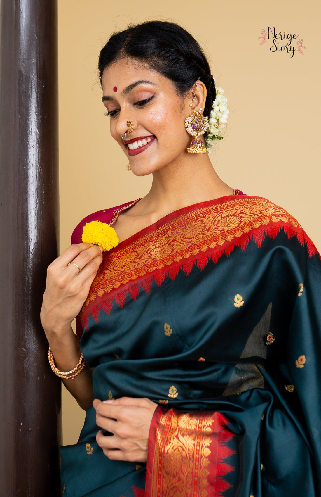 DAKSHITA (दक्षिता)