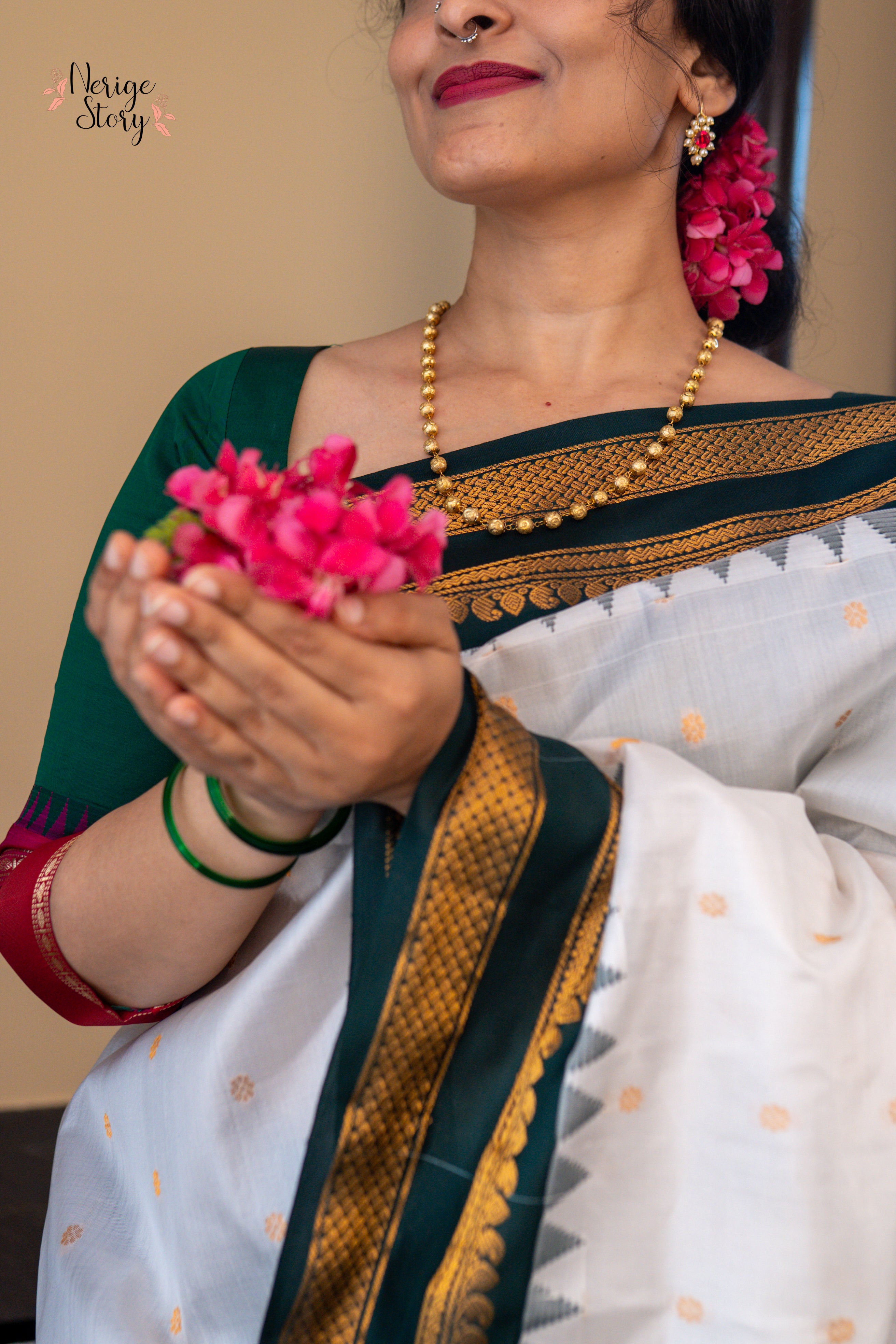 SHAARAVIKANTA (శారవికాంత)