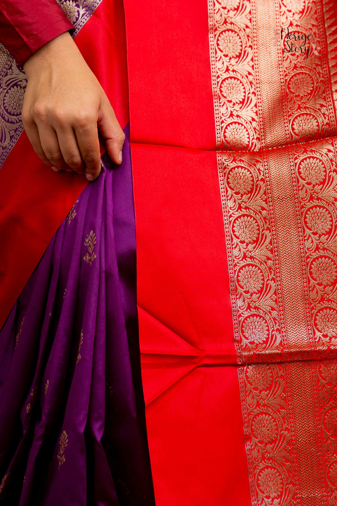 ARYASHI (आर्याशी)