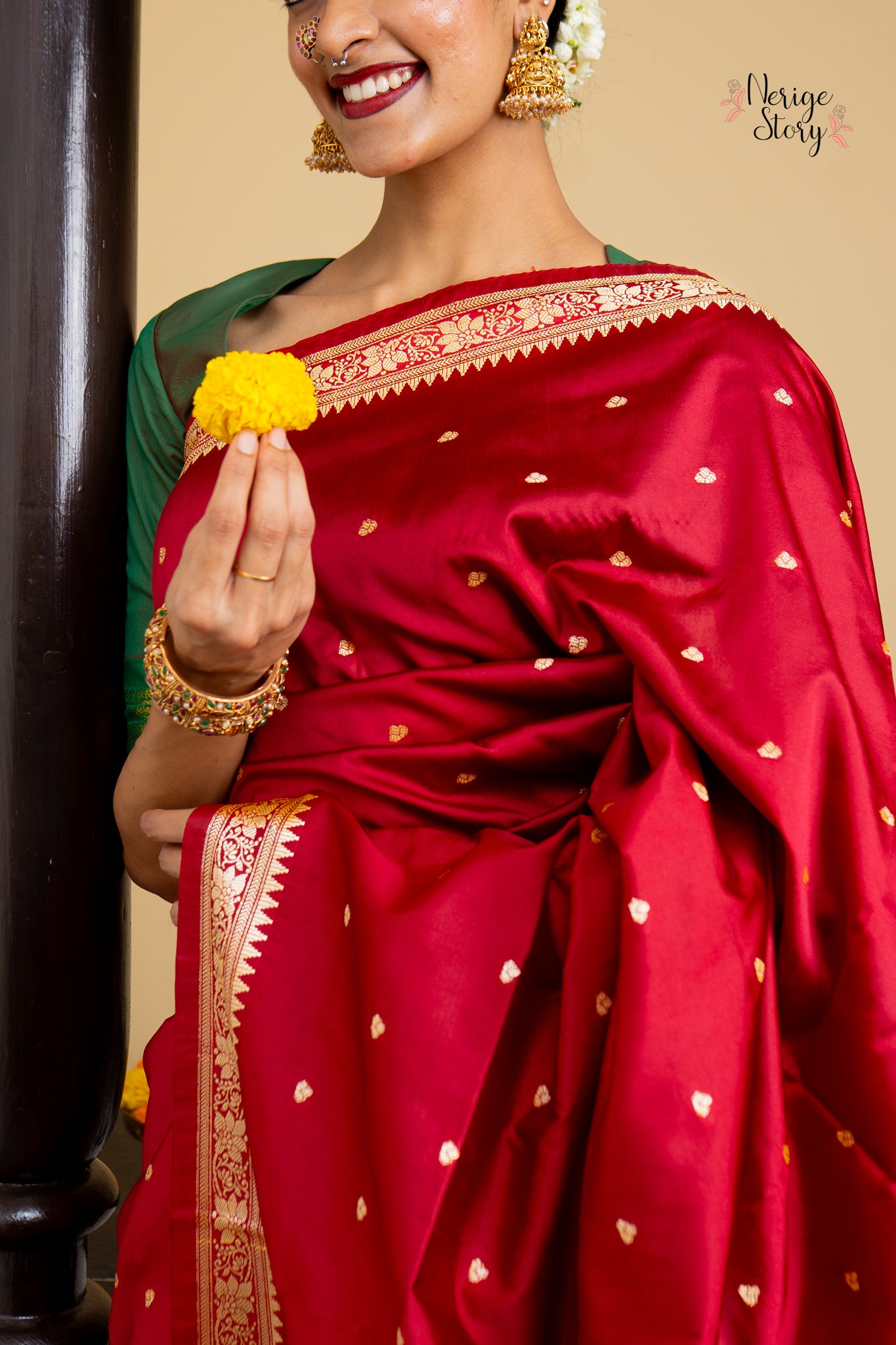 ANOUSHKA (अनौष्का)